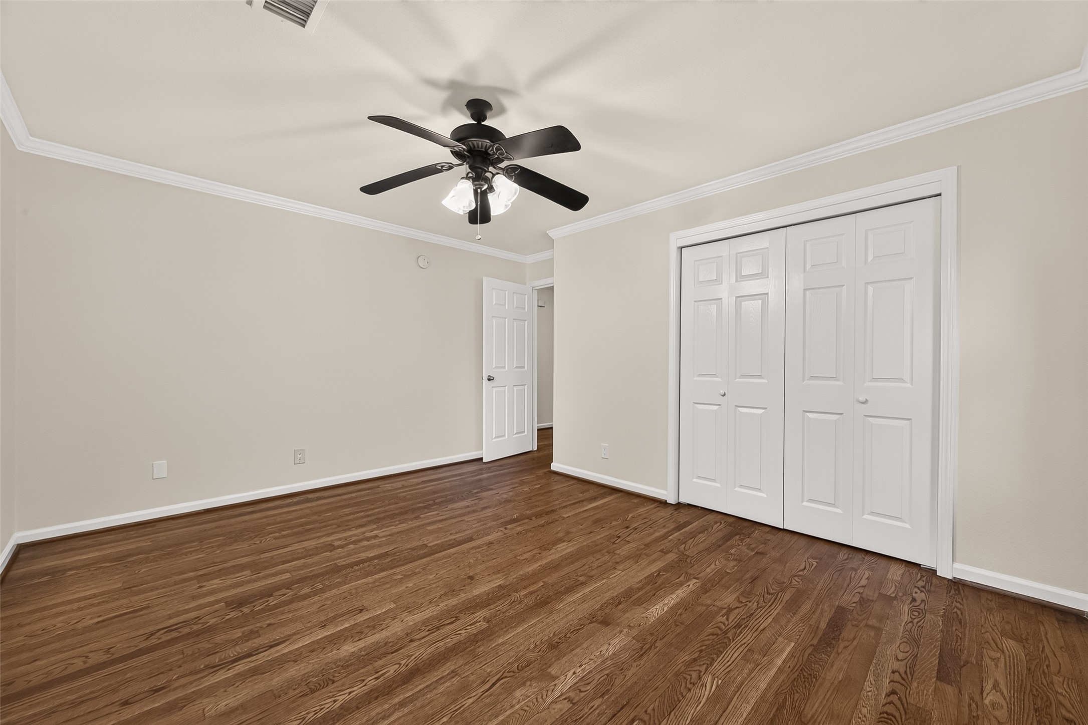 5810 Creekbend Drive Property Photo 23