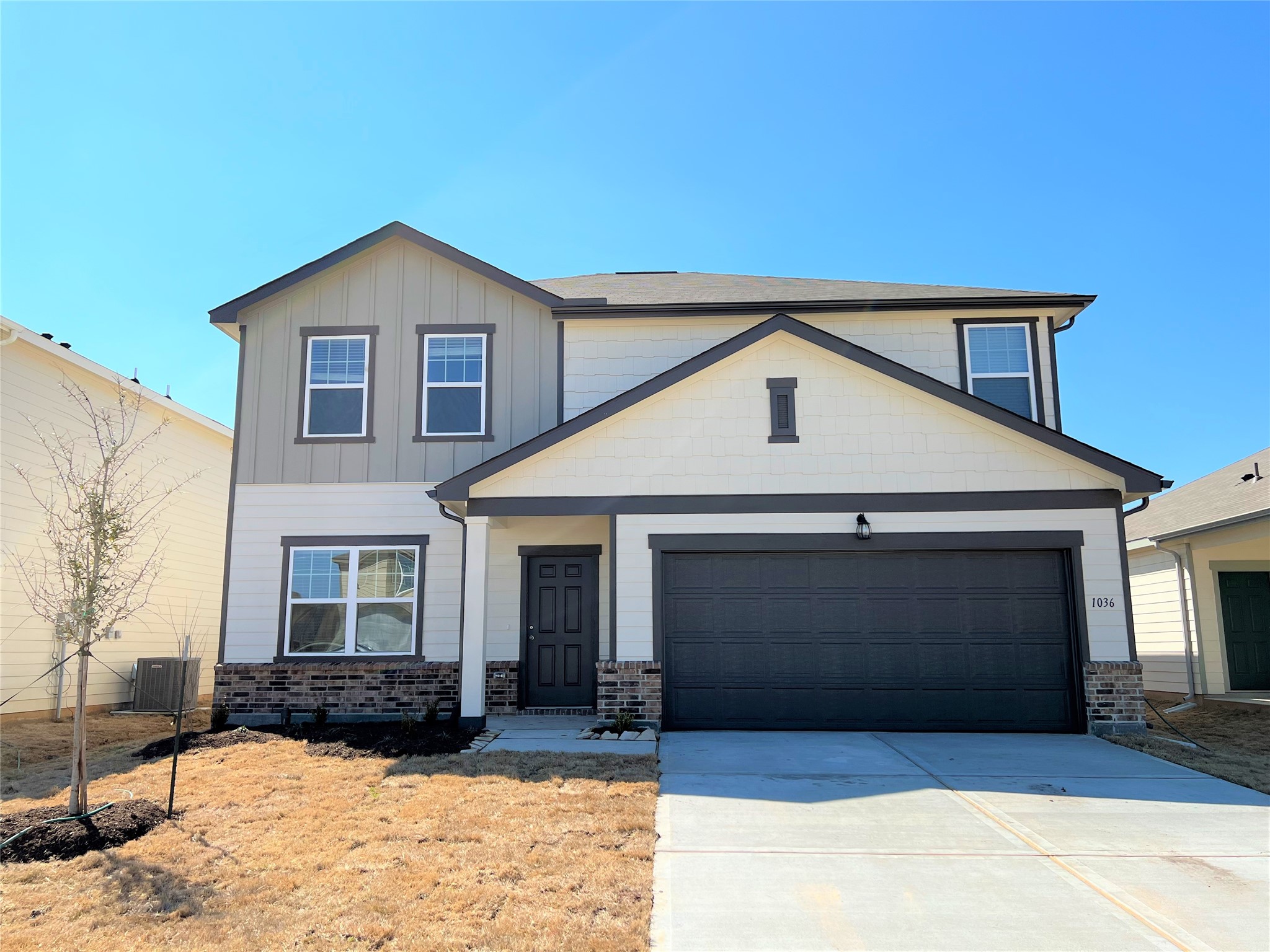 1036 Lacebark Pine Lane Property Photo 1