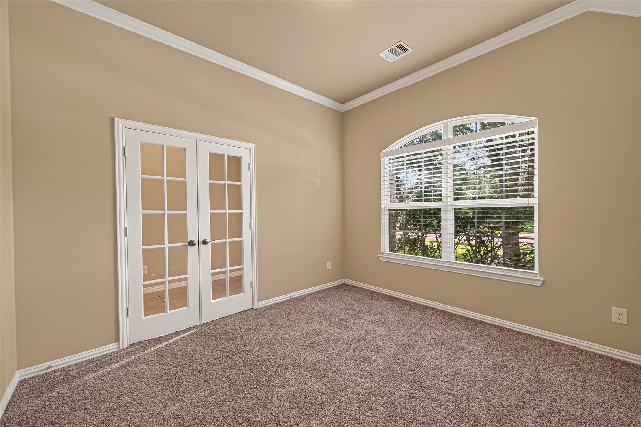 623 Orlandis Lane Property Photo 8