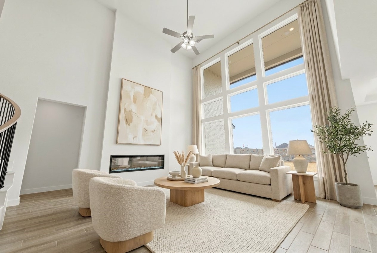 26718 Copernicus Cove Court Property Photo 3