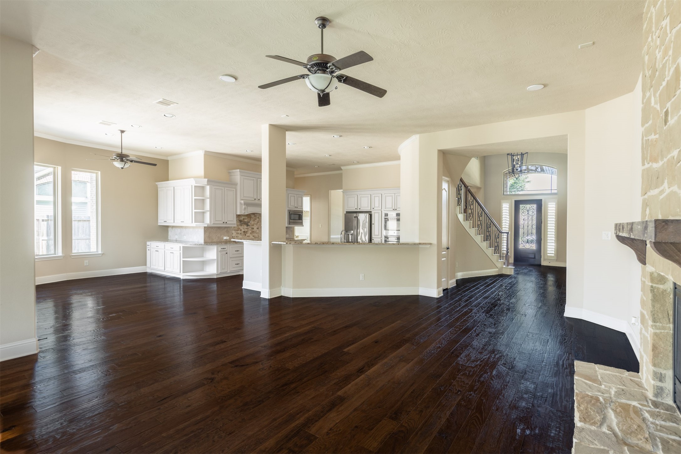 5803 Mustang Ridge Lane Property Photo 10