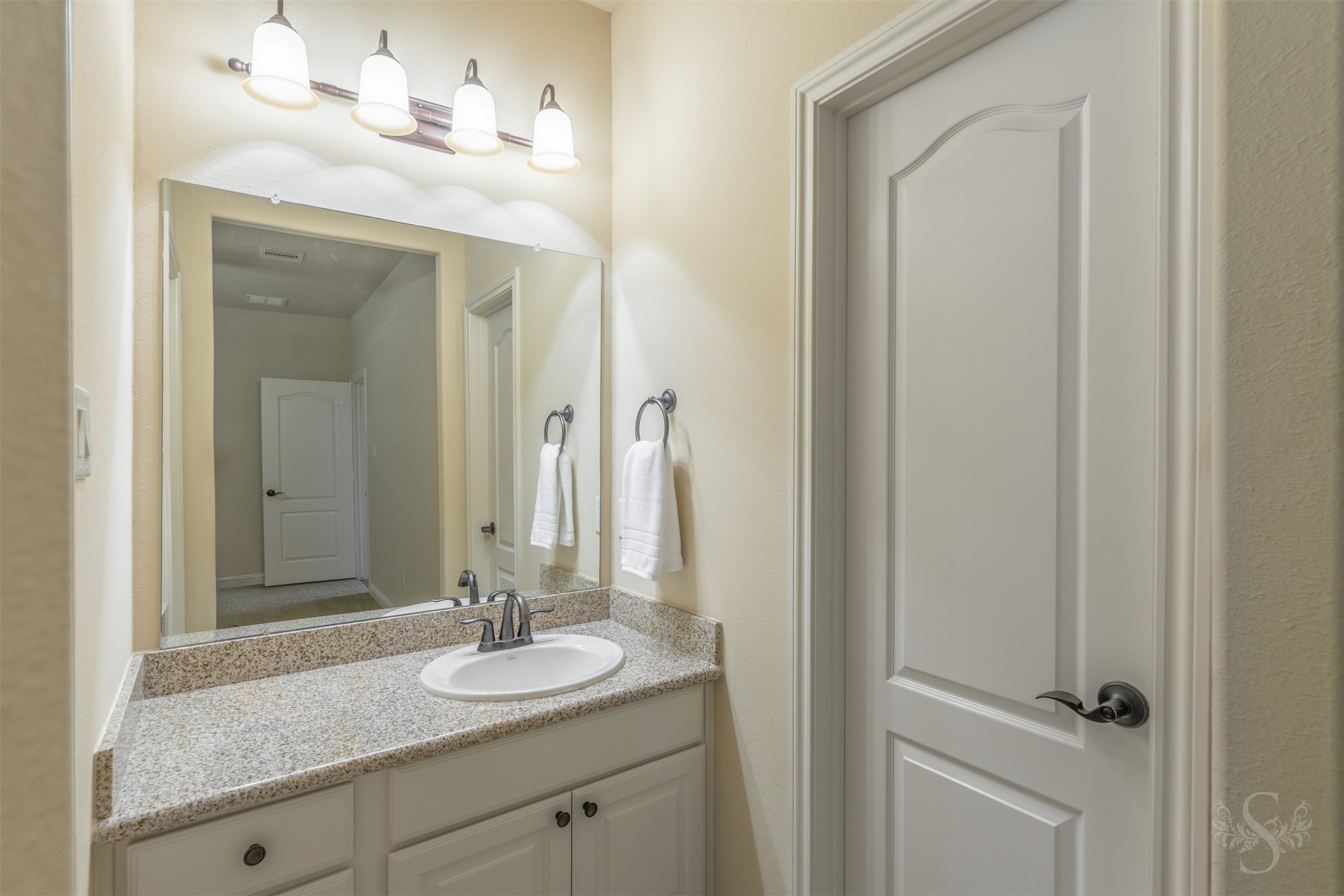 5803 Mustang Ridge Lane Property Photo 29
