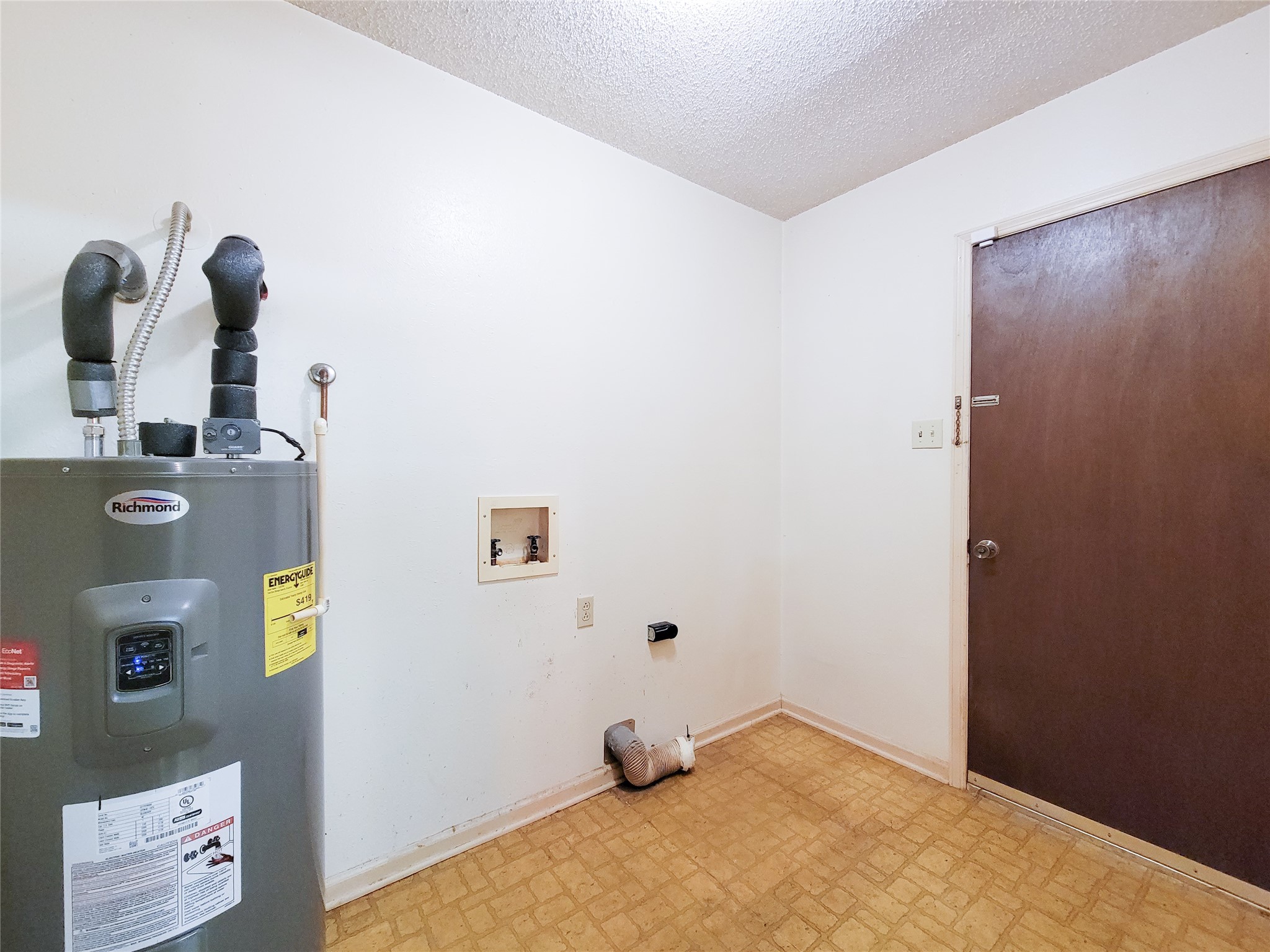 8875 Casey Drive Property Photo 25