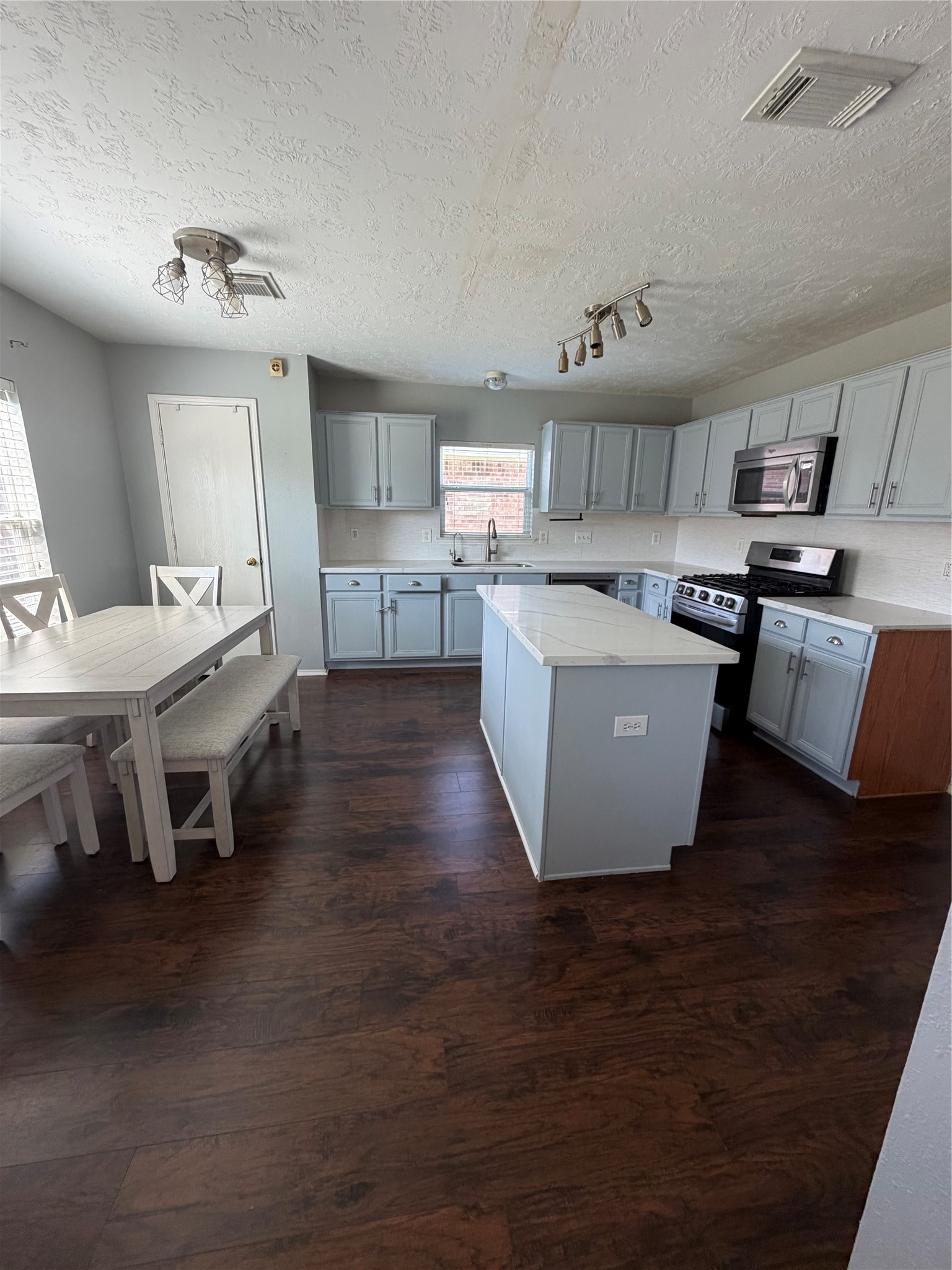 7618 Childersburg Court Property Photo 8