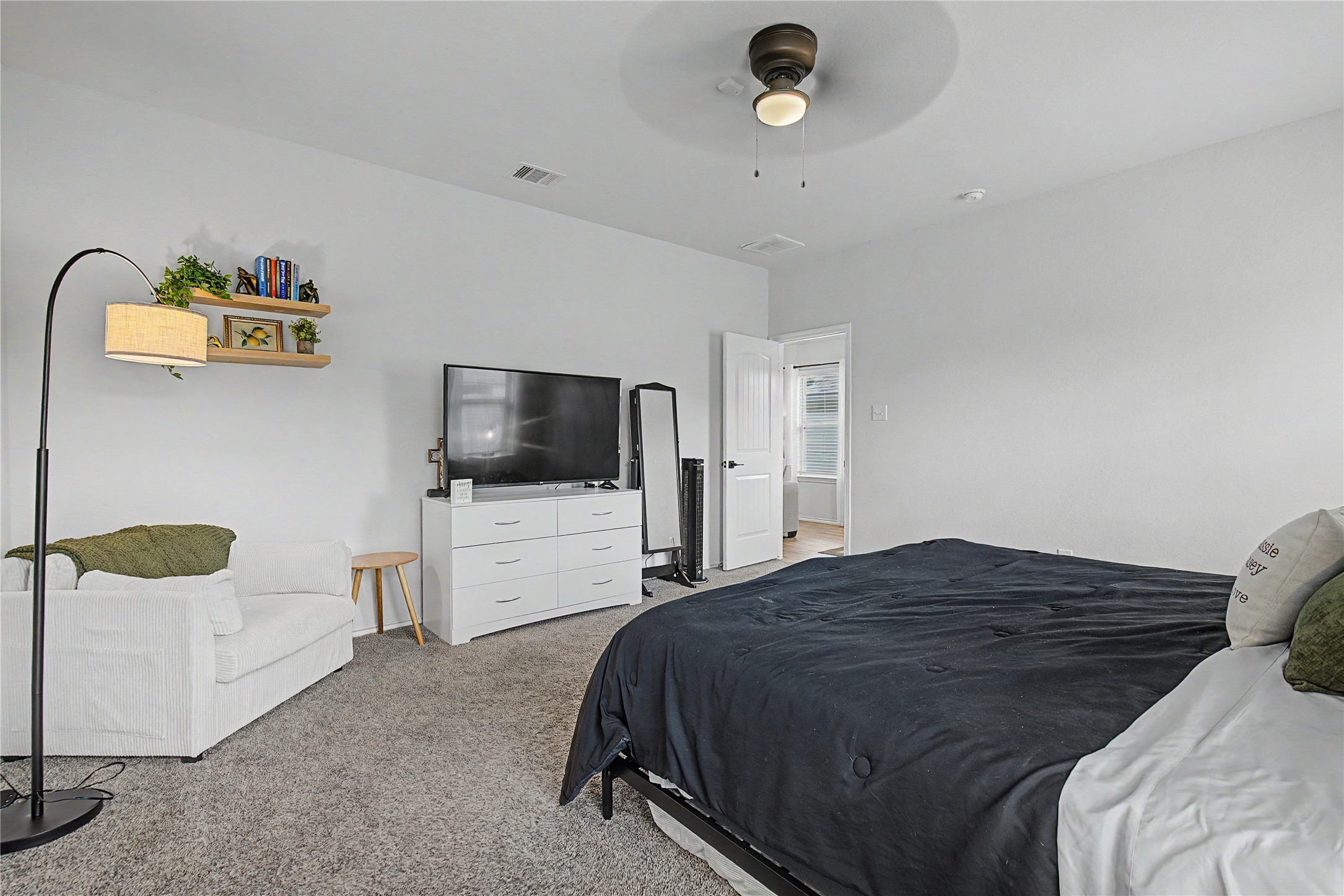 118 Barton Creek Drive Property Photo 22