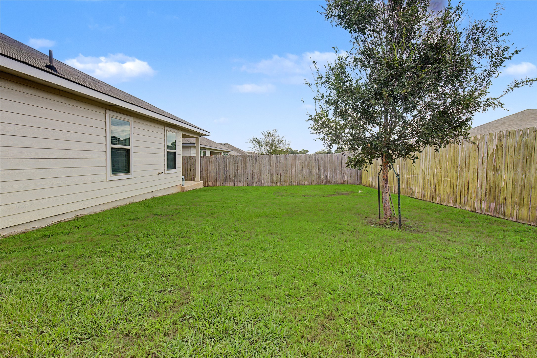 118 Barton Creek Drive Property Photo 27