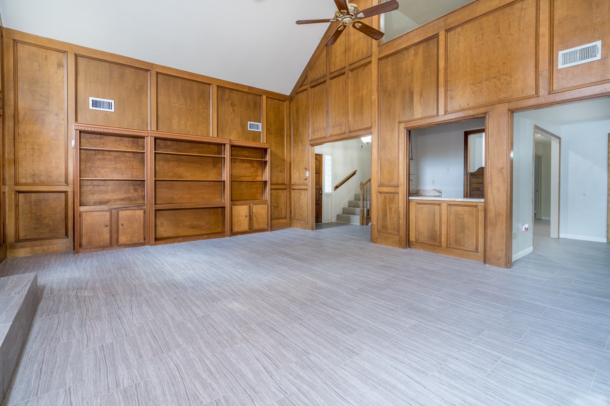 8330 Silver Shadows Lane Property Photo 6