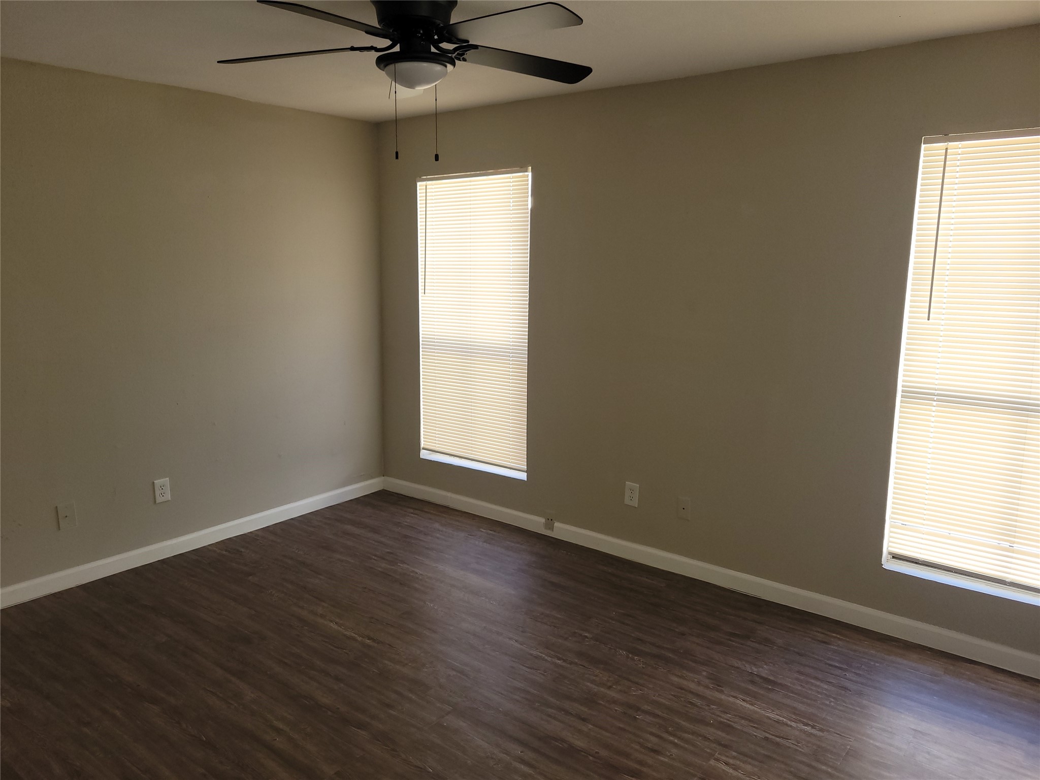 7200 W T C Jester Boulevard 2402 Property Photo 9