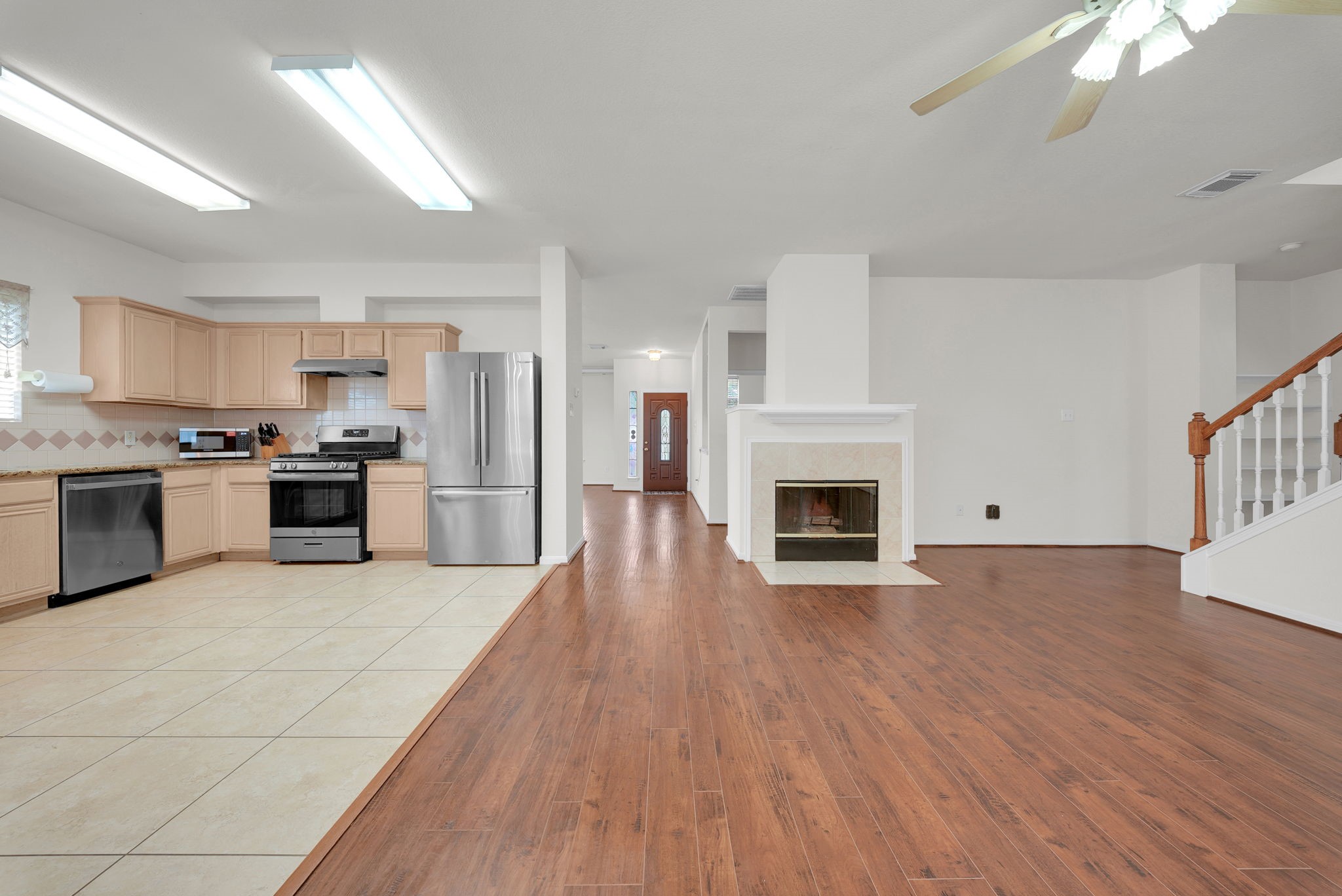 5514 Gatesprings Lane Lane Property Photo 6