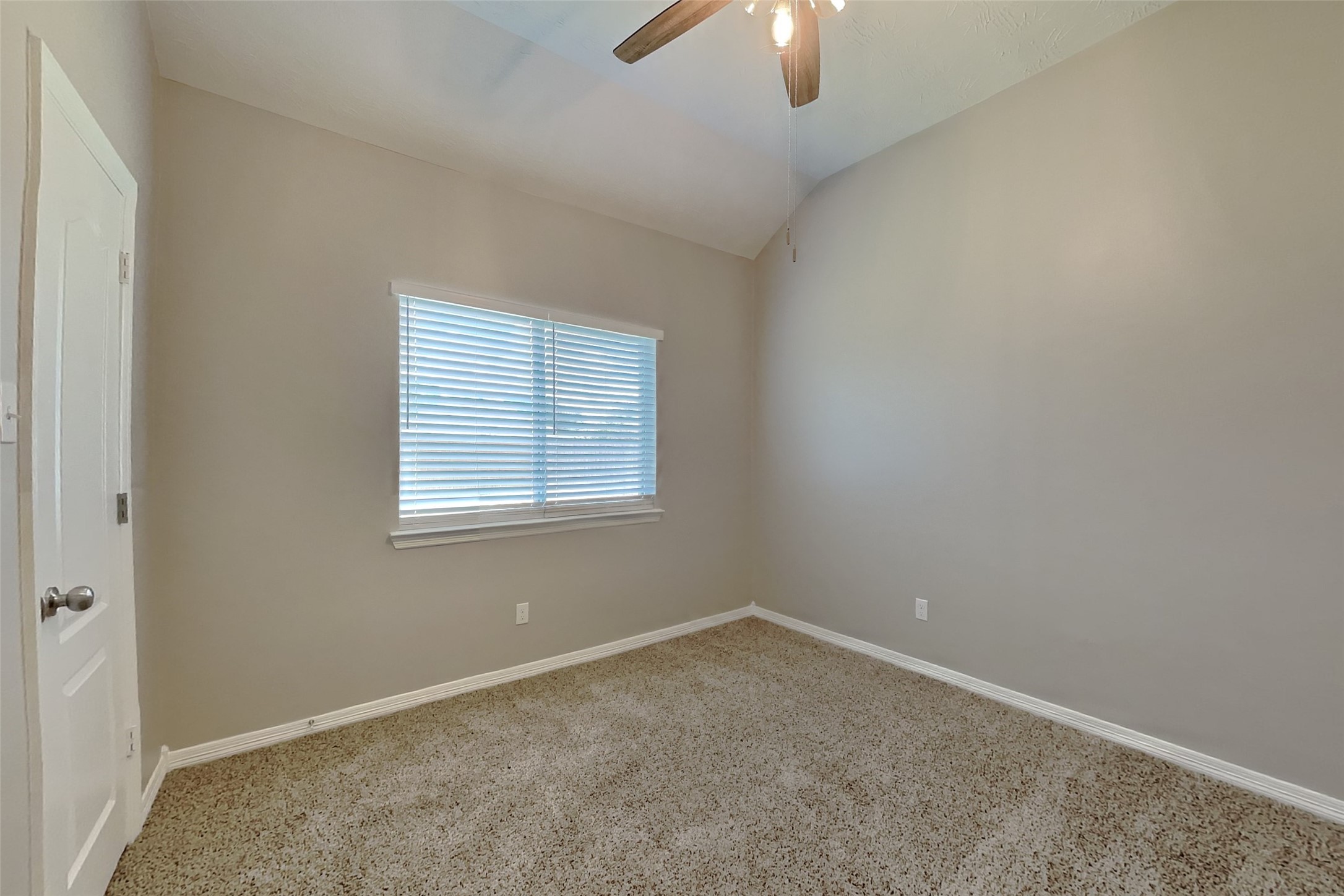5219 Whitebridge Lane Property Photo 12
