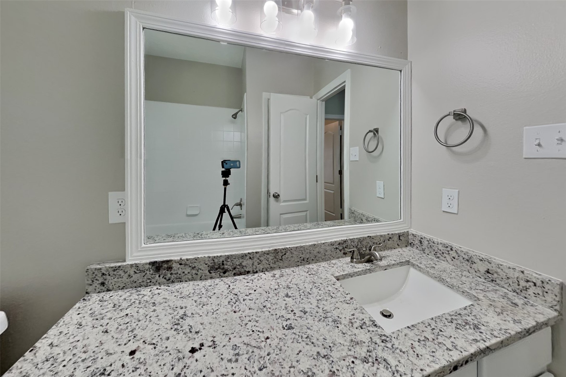 5219 Whitebridge Lane Property Photo 16
