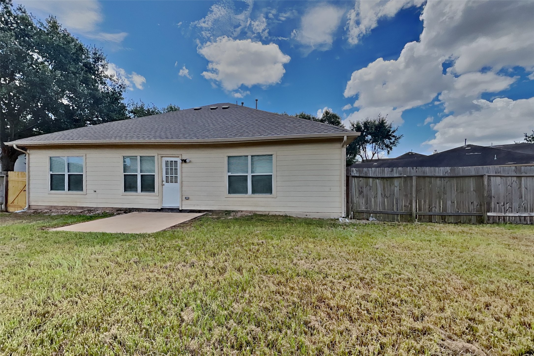 5219 Whitebridge Lane Property Photo 18