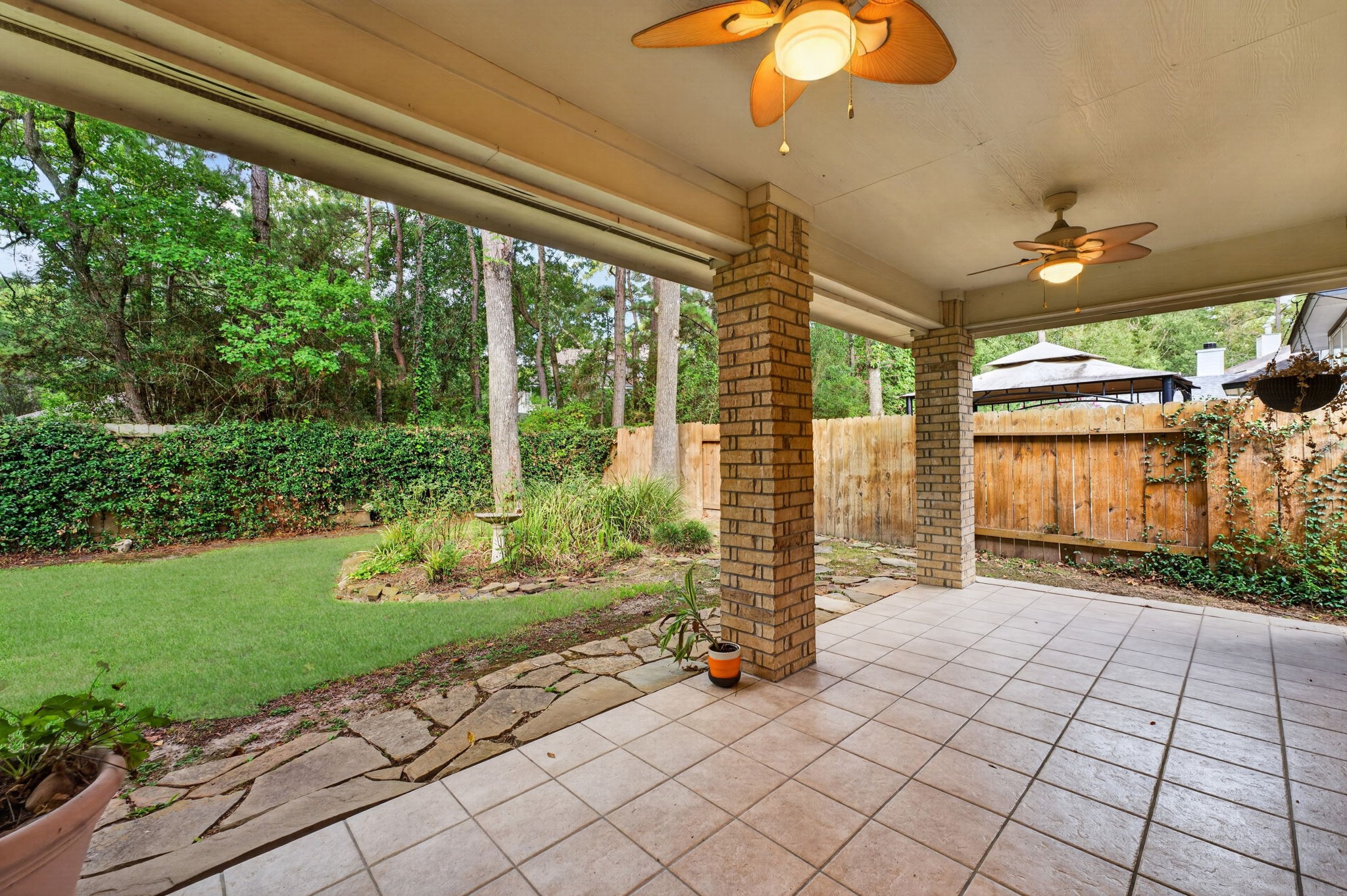 186 N Millport Circle Property Photo 20