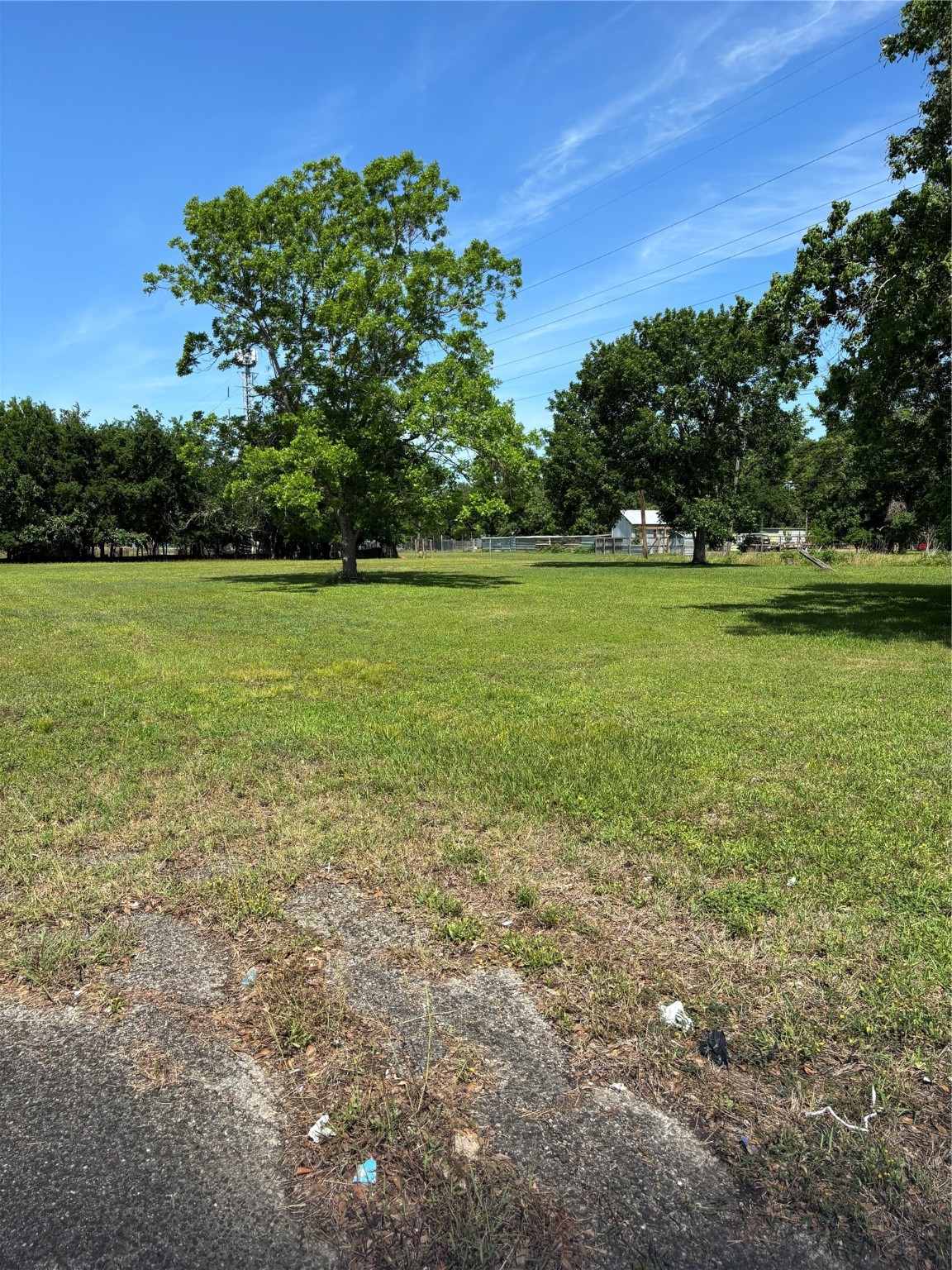 3706 Strawberry Road Property Photo 4