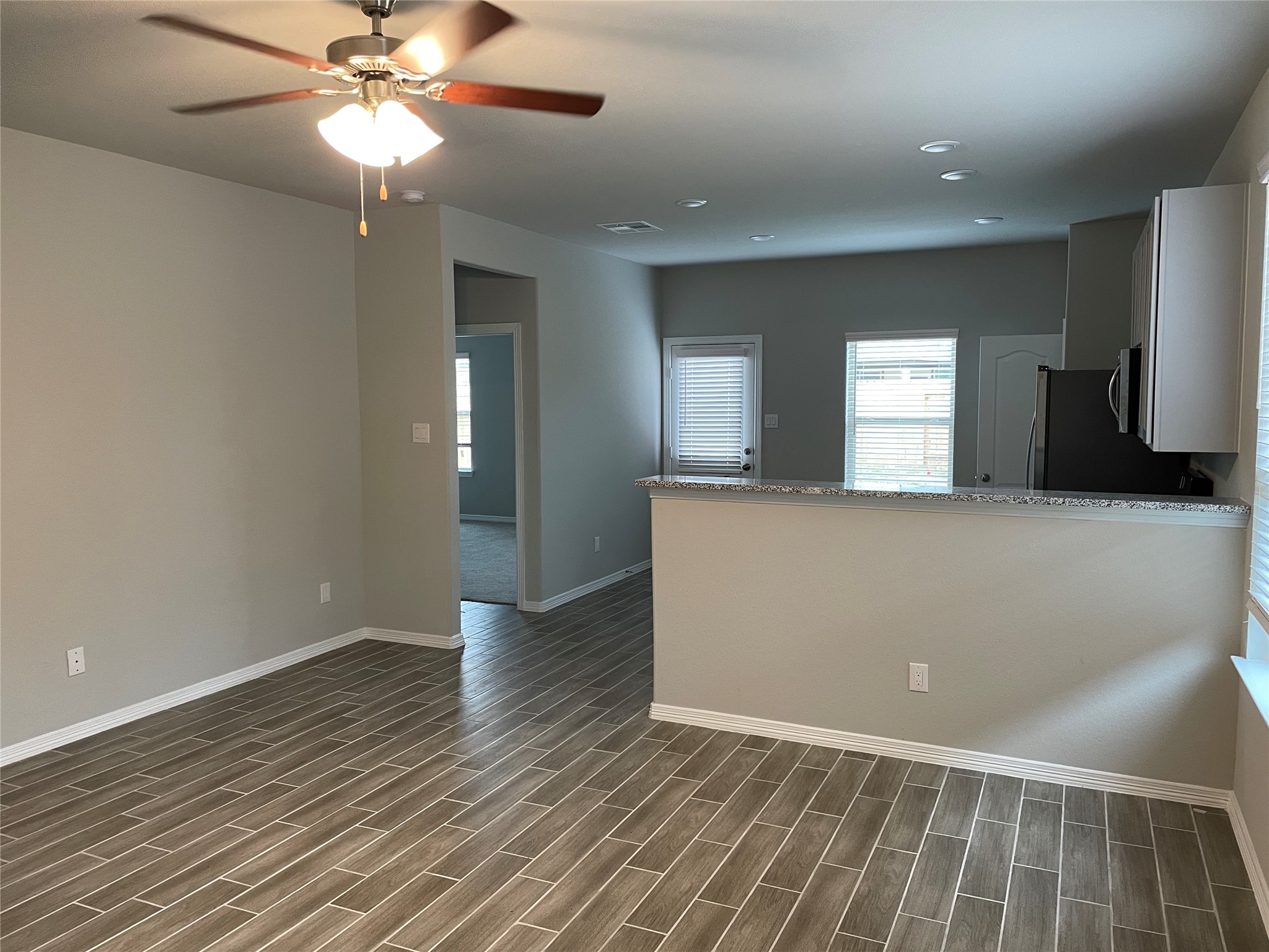 823 Redinger Ridge Drive Property Photo 3