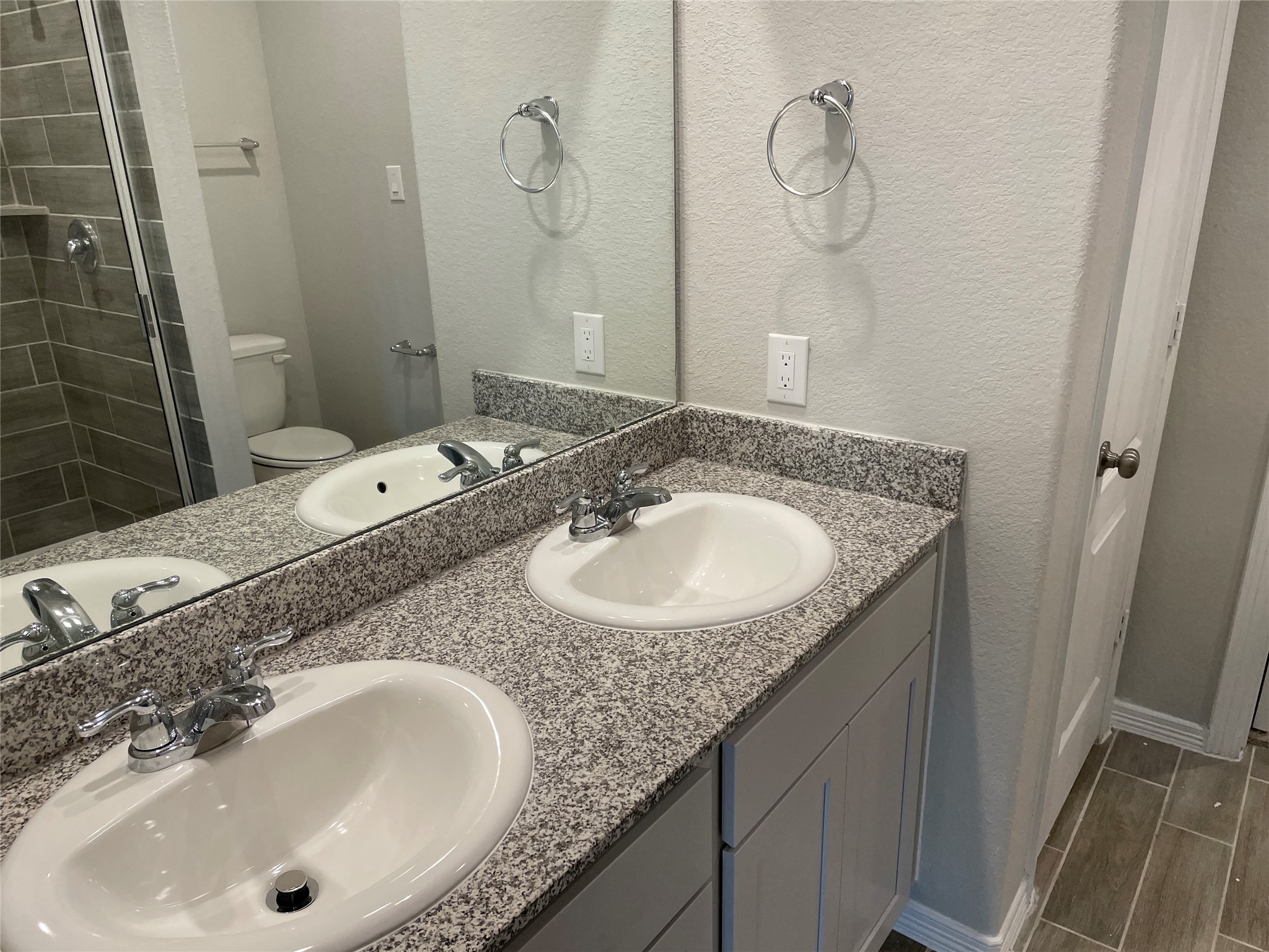 823 Redinger Ridge Drive Property Photo 8