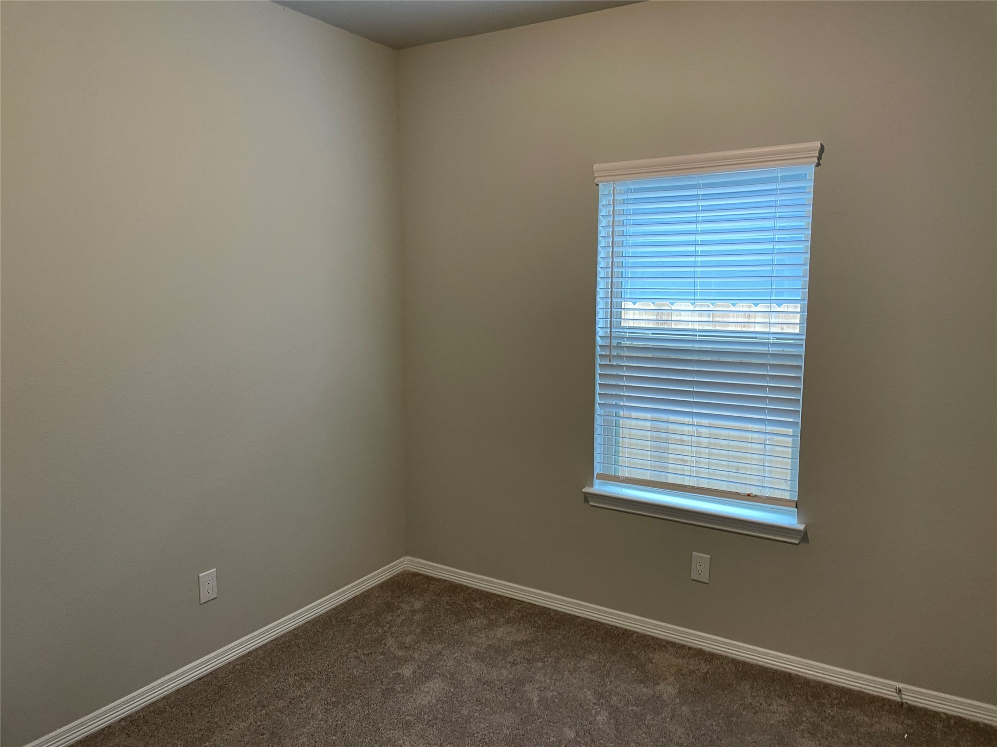 823 Redinger Ridge Drive Property Photo 11