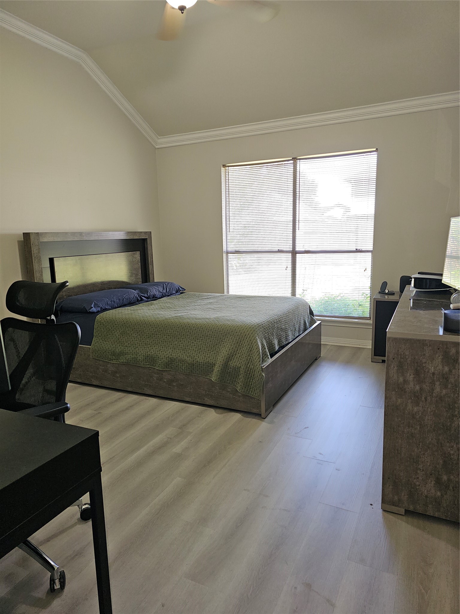 6423 Diamond Rock Drive Property Photo 8