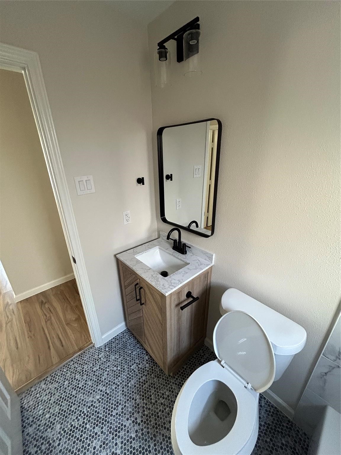 2009 Welch Street D Property Photo 6