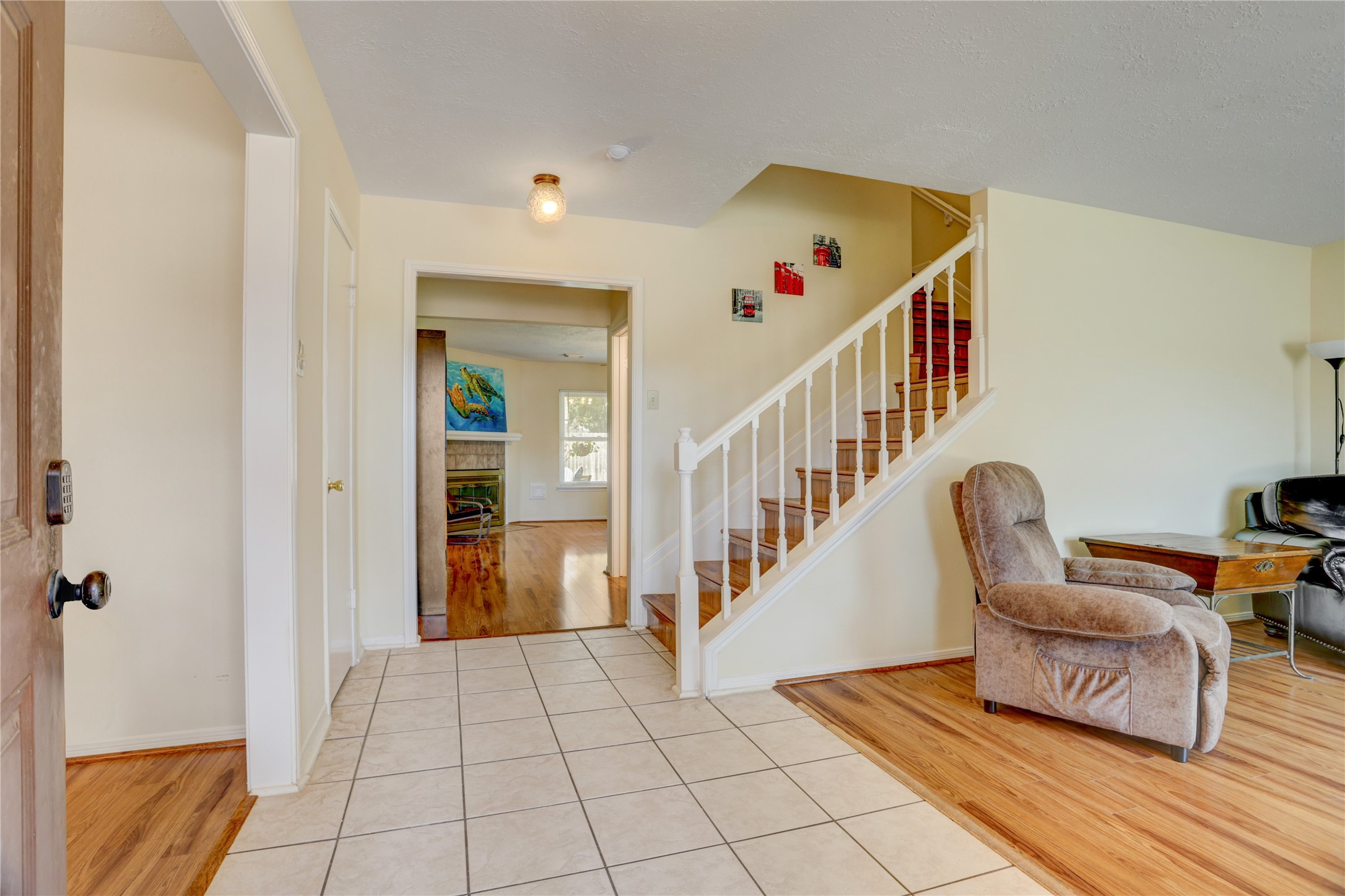 2513 Hadley Circle Property Photo 3