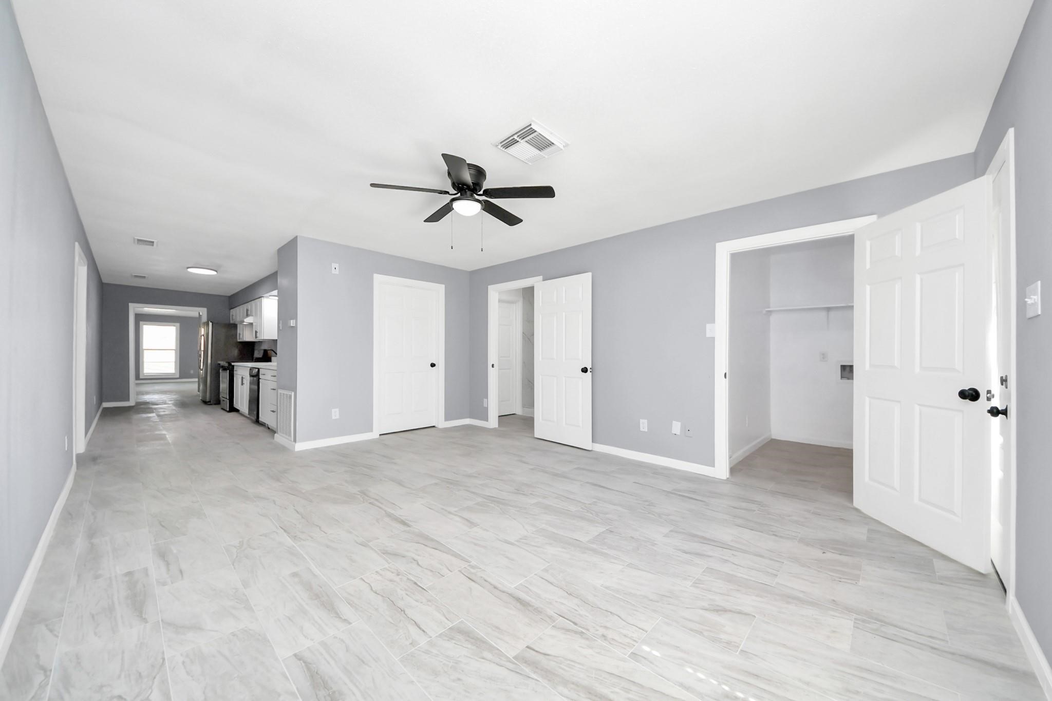 5103 Karu Drive C Property Photo 5
