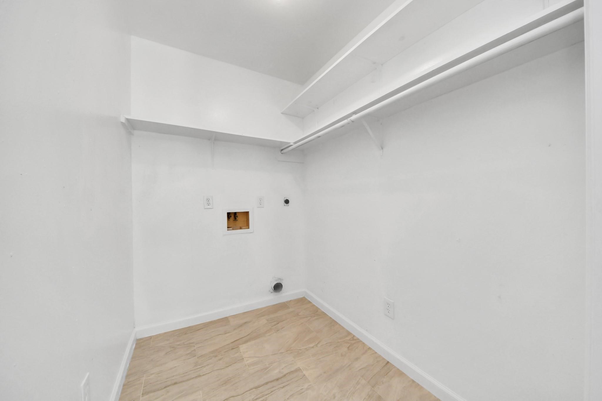 5103 Karu Drive C Property Photo 8
