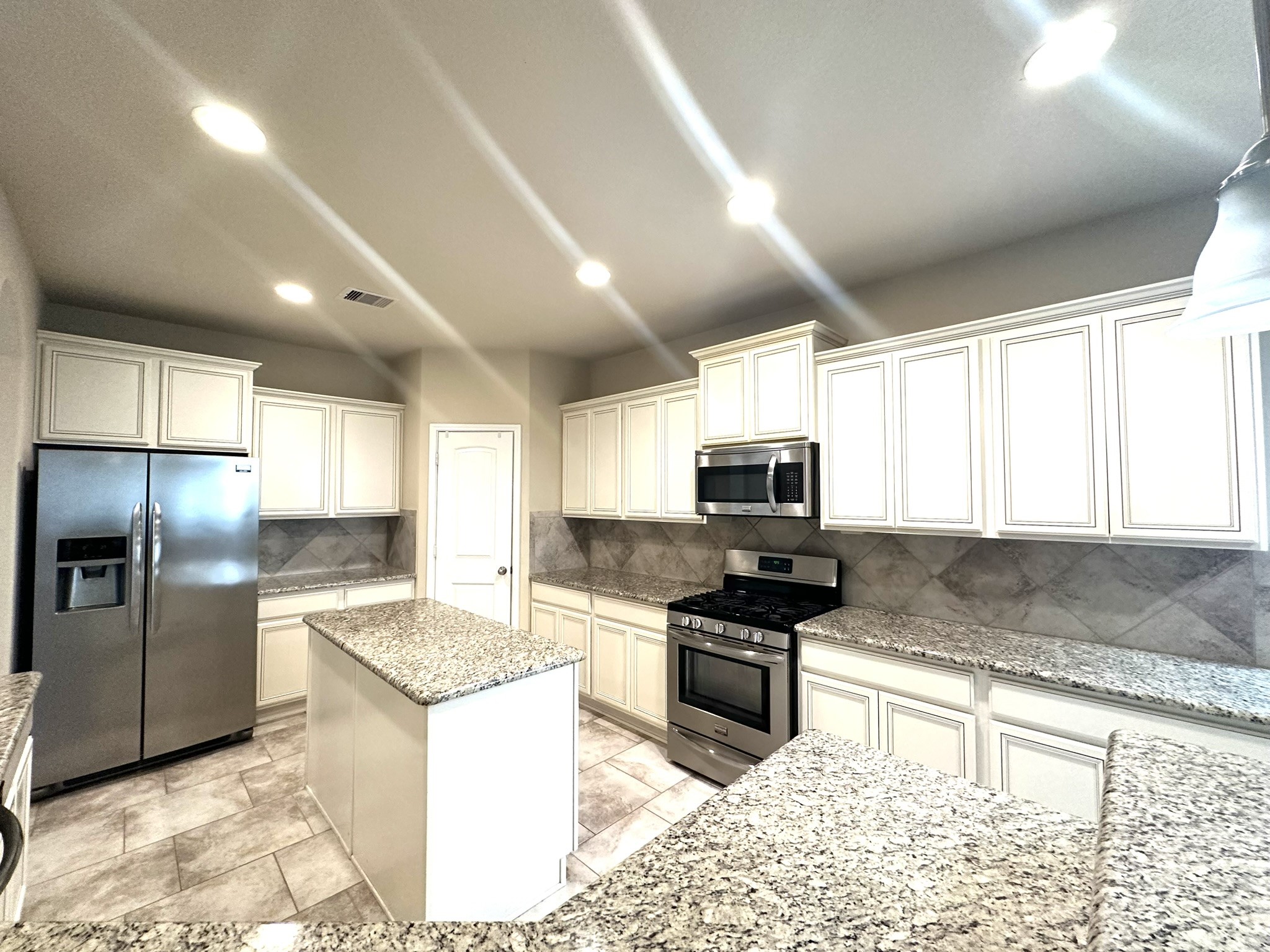 22407 Ebbets Field Drive Property Photo 6