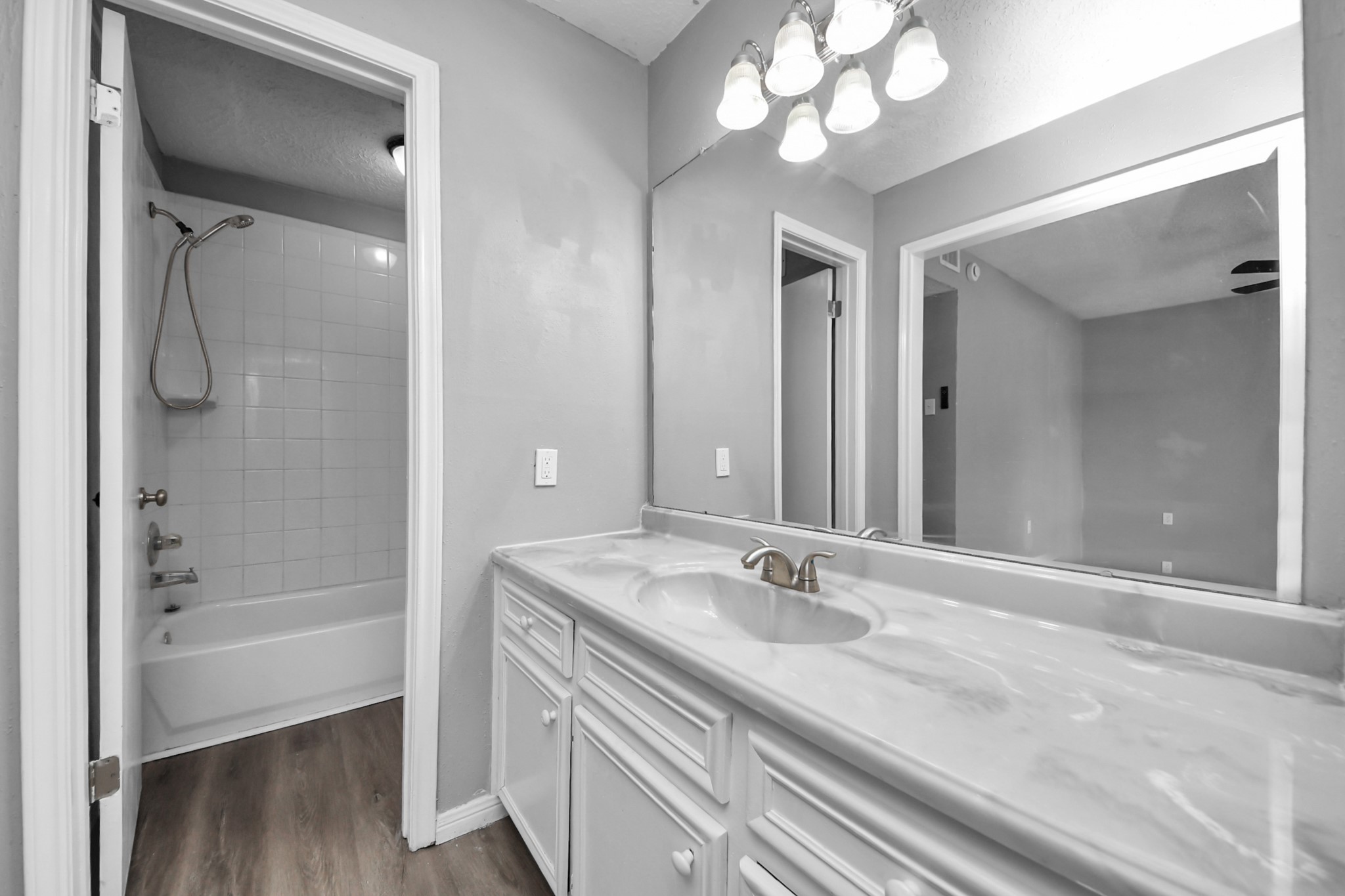 13603 Ravensway Drive A Property Photo 4