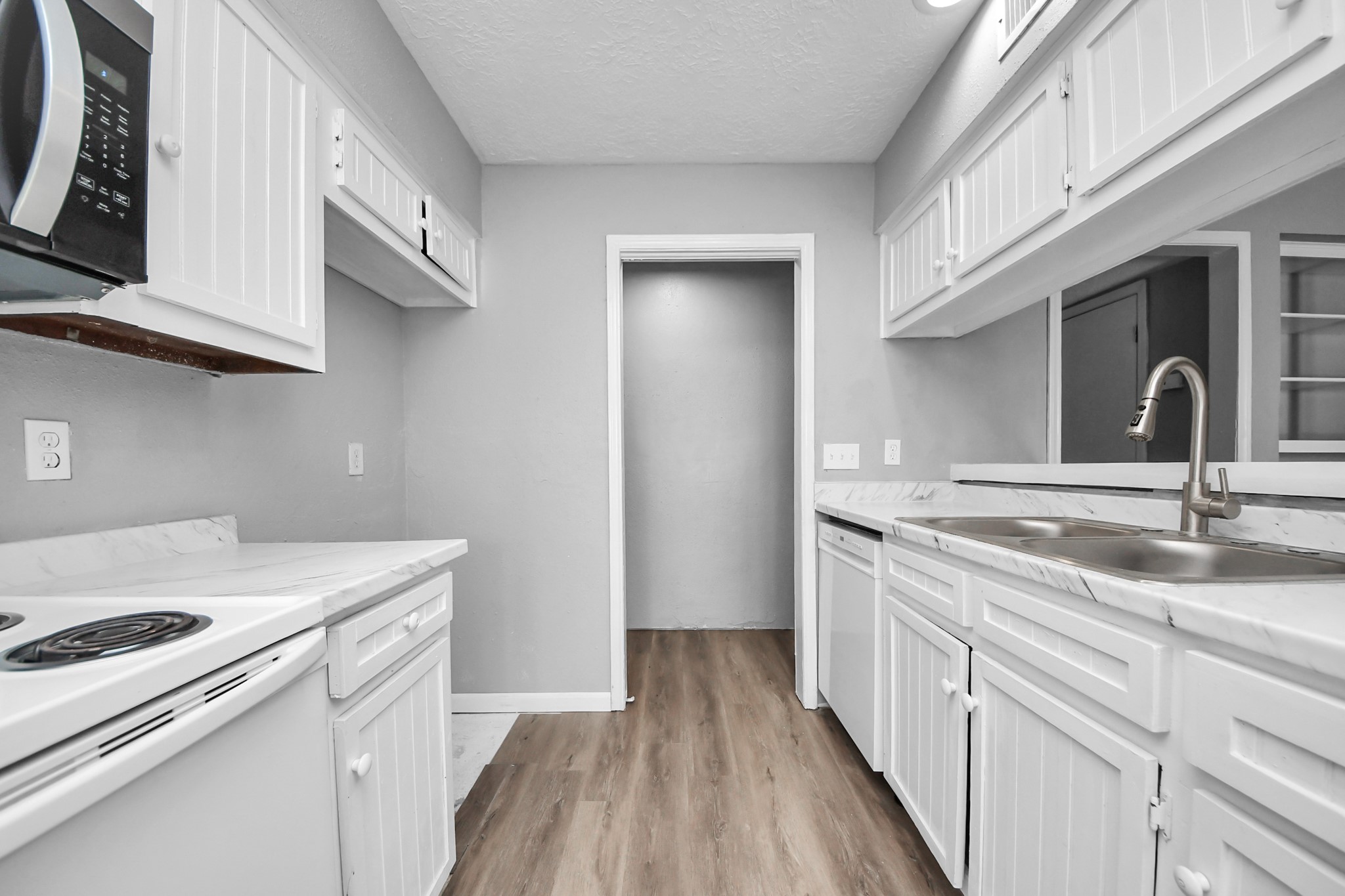 13603 Ravensway Drive A Property Photo 13