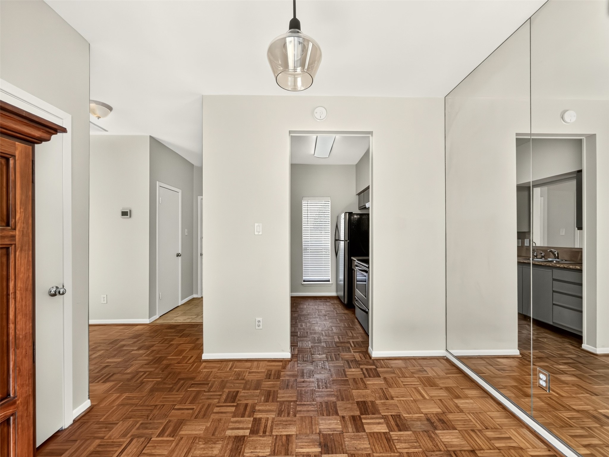 4225 Purdue Street E Property Photo 12