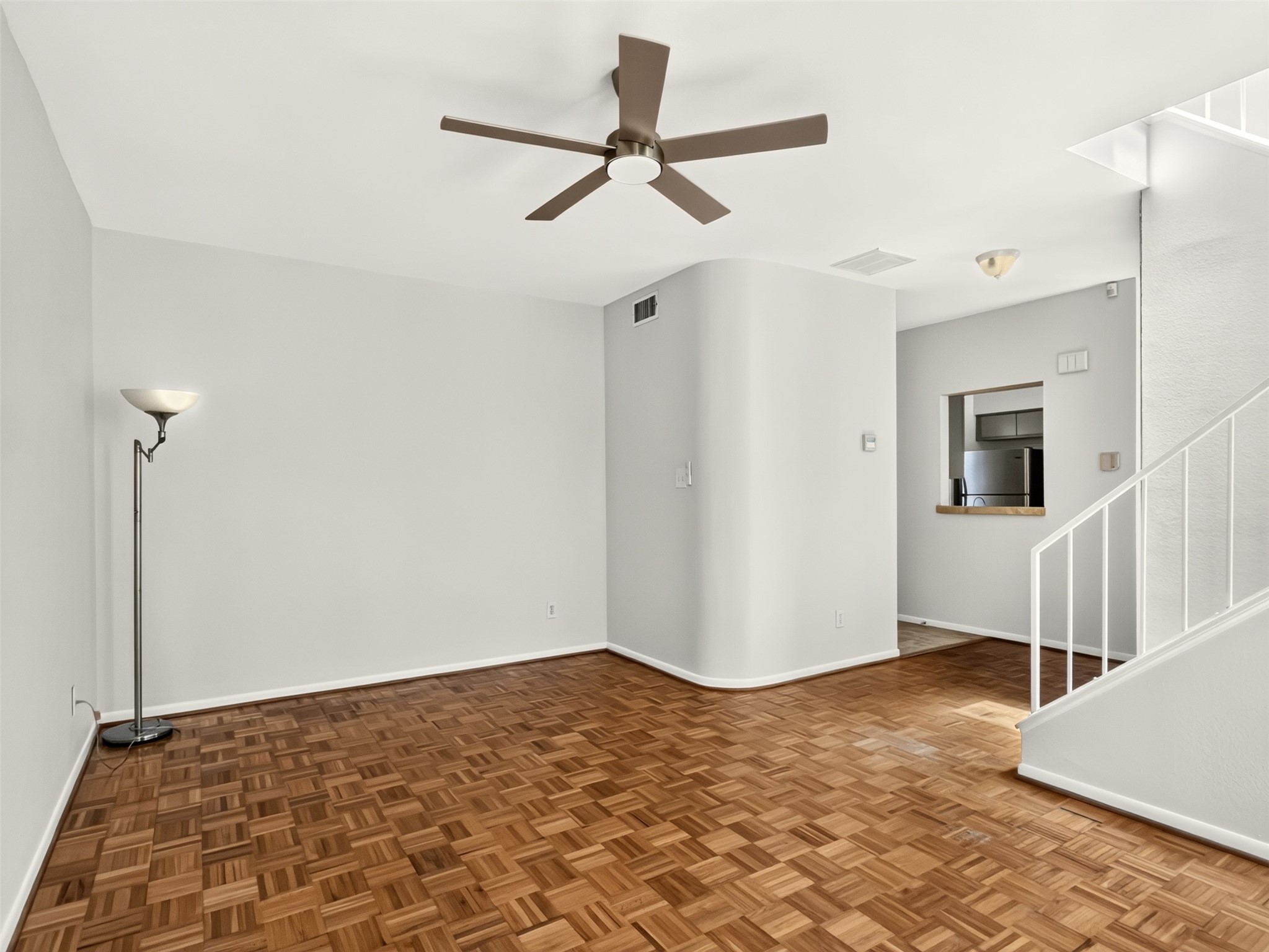 4225 Purdue Street E Property Photo 15