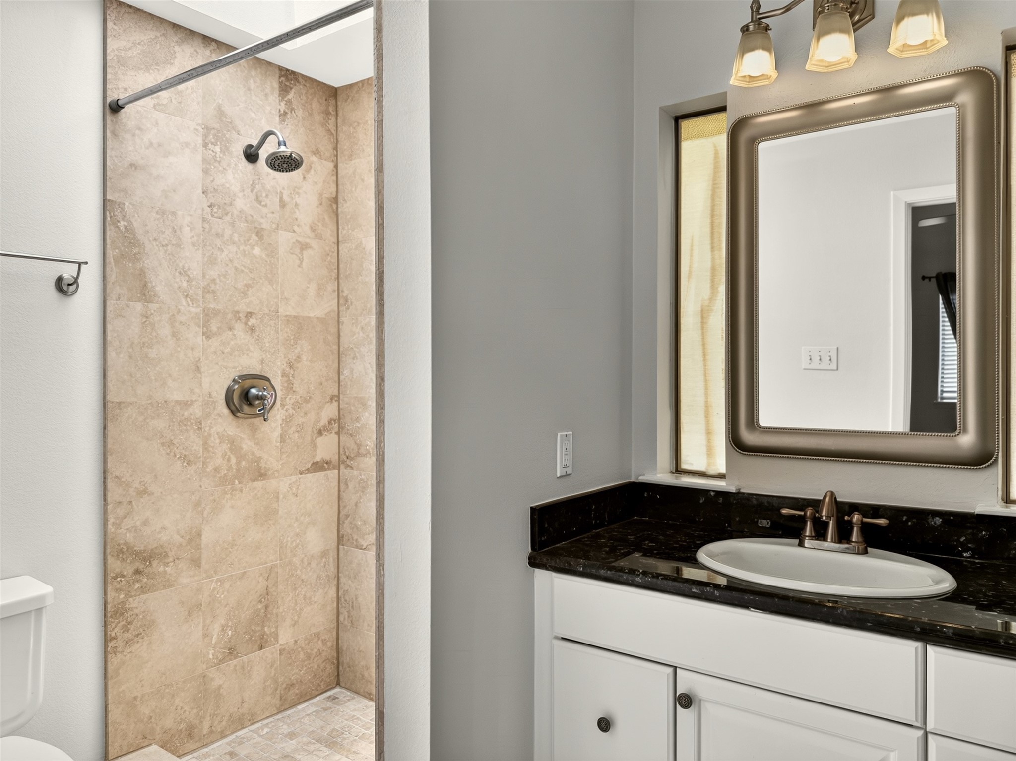 4225 Purdue Street E Property Photo 26