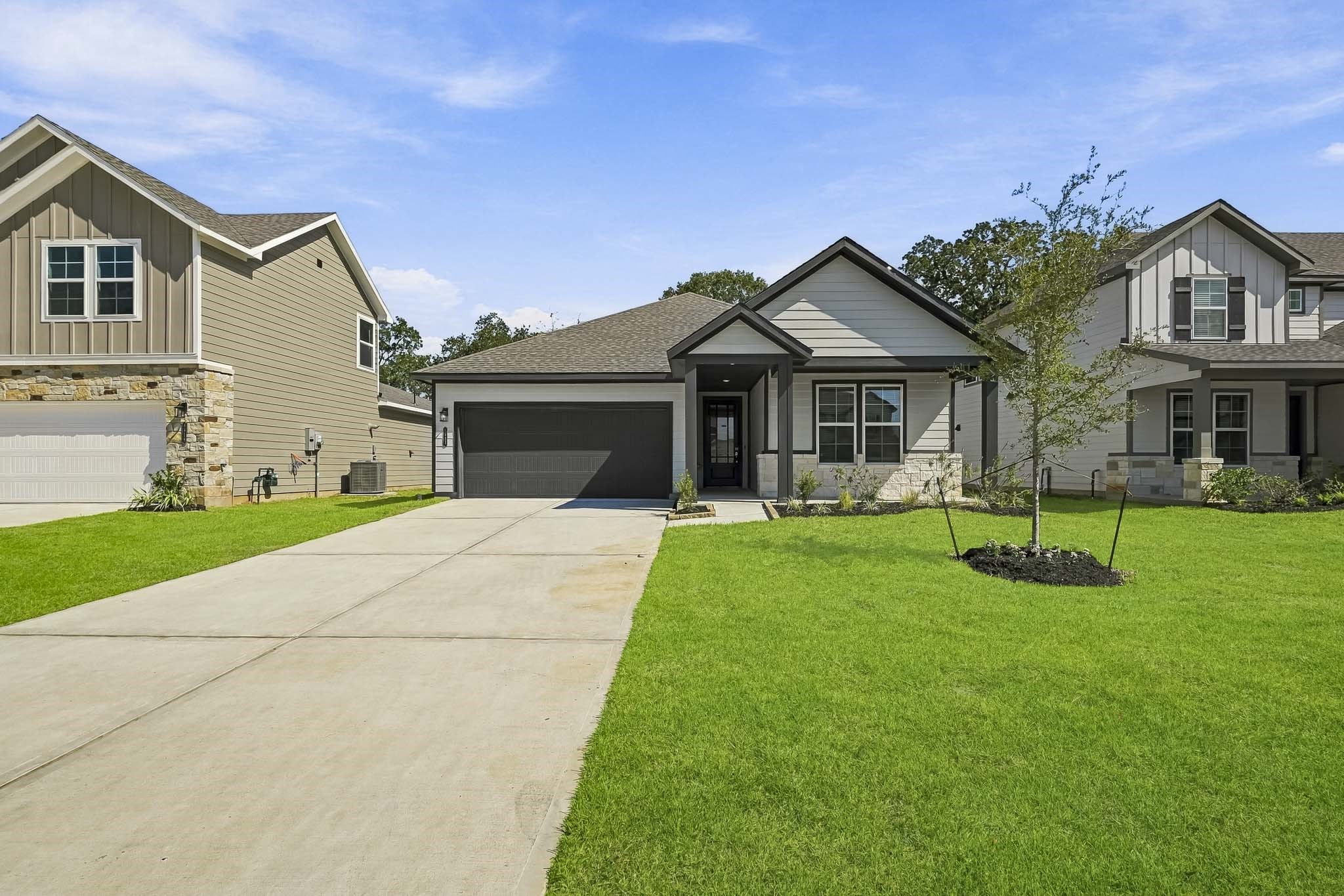 8523 Light Rail Drive Property Photo 1