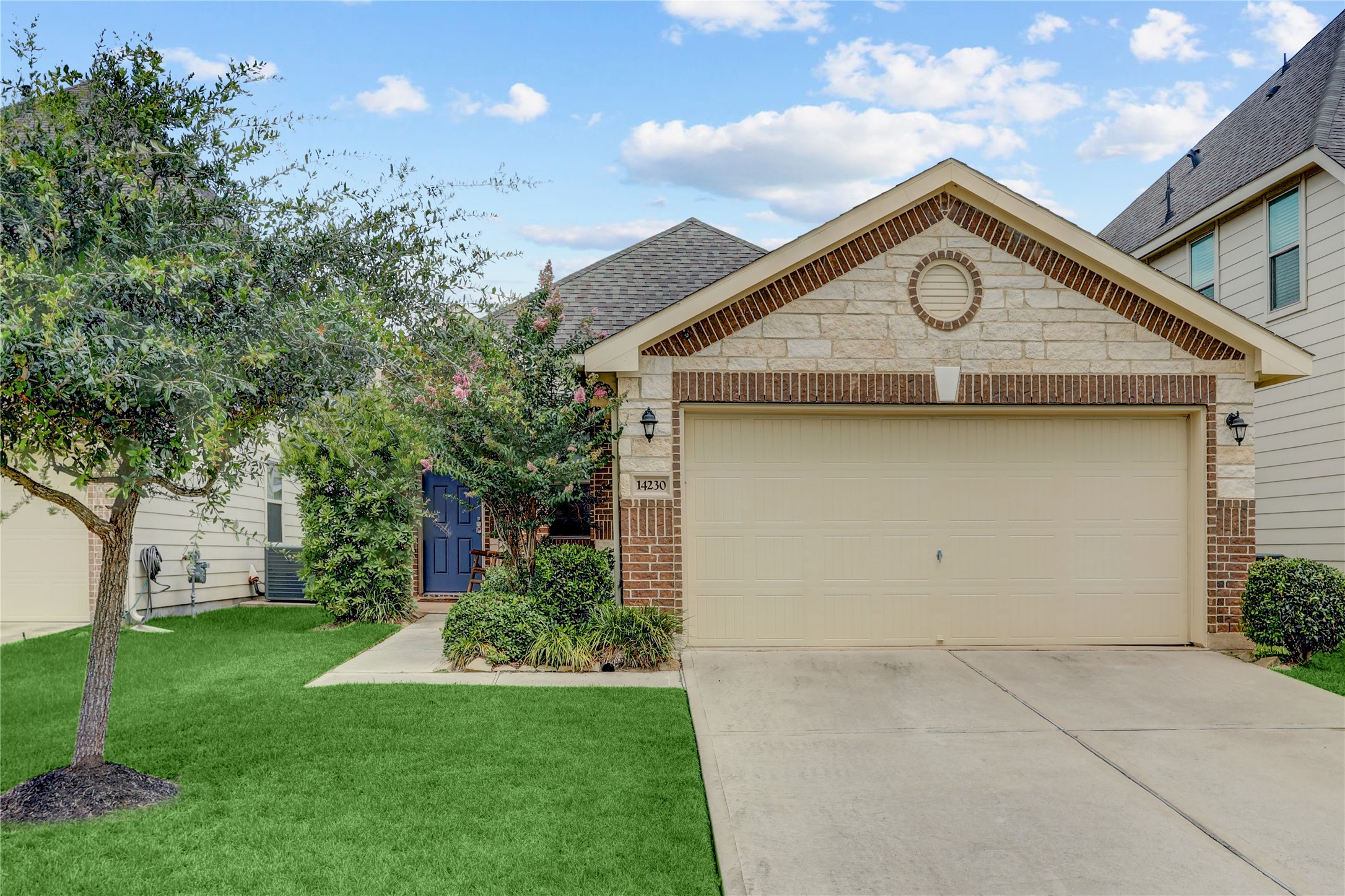 14230 Rim Side Trl Property Photo 2
