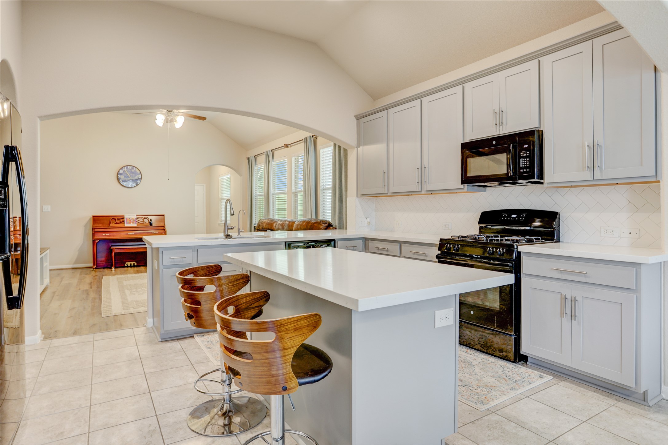 14230 Rim Side Trl Property Photo 8