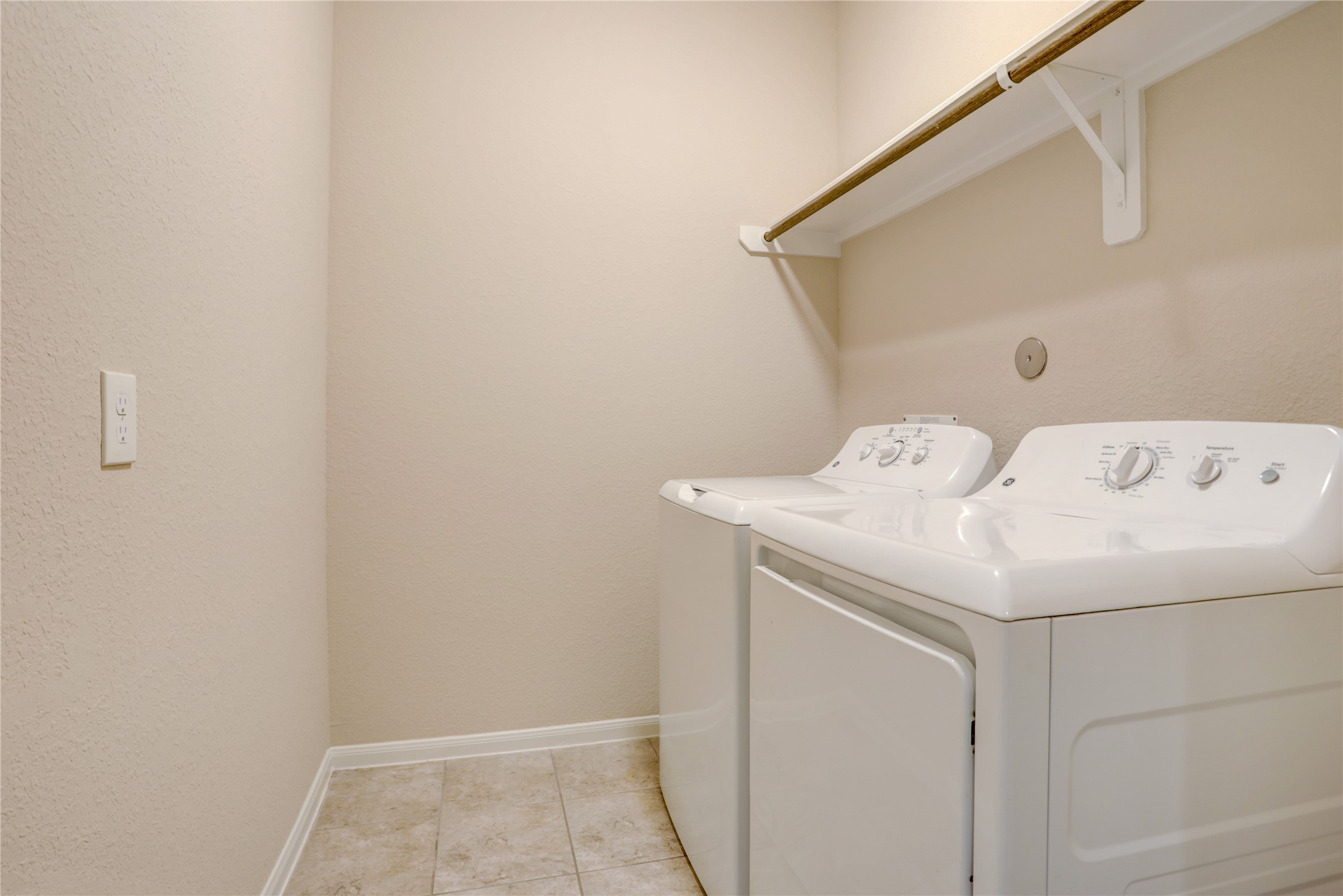 14230 Rim Side Trl Property Photo 19