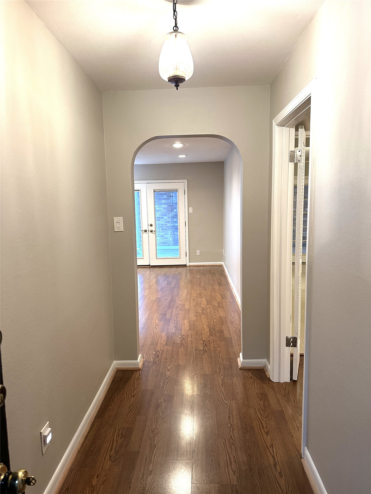 359 N Post Oak Lane 220 Property Photo 2