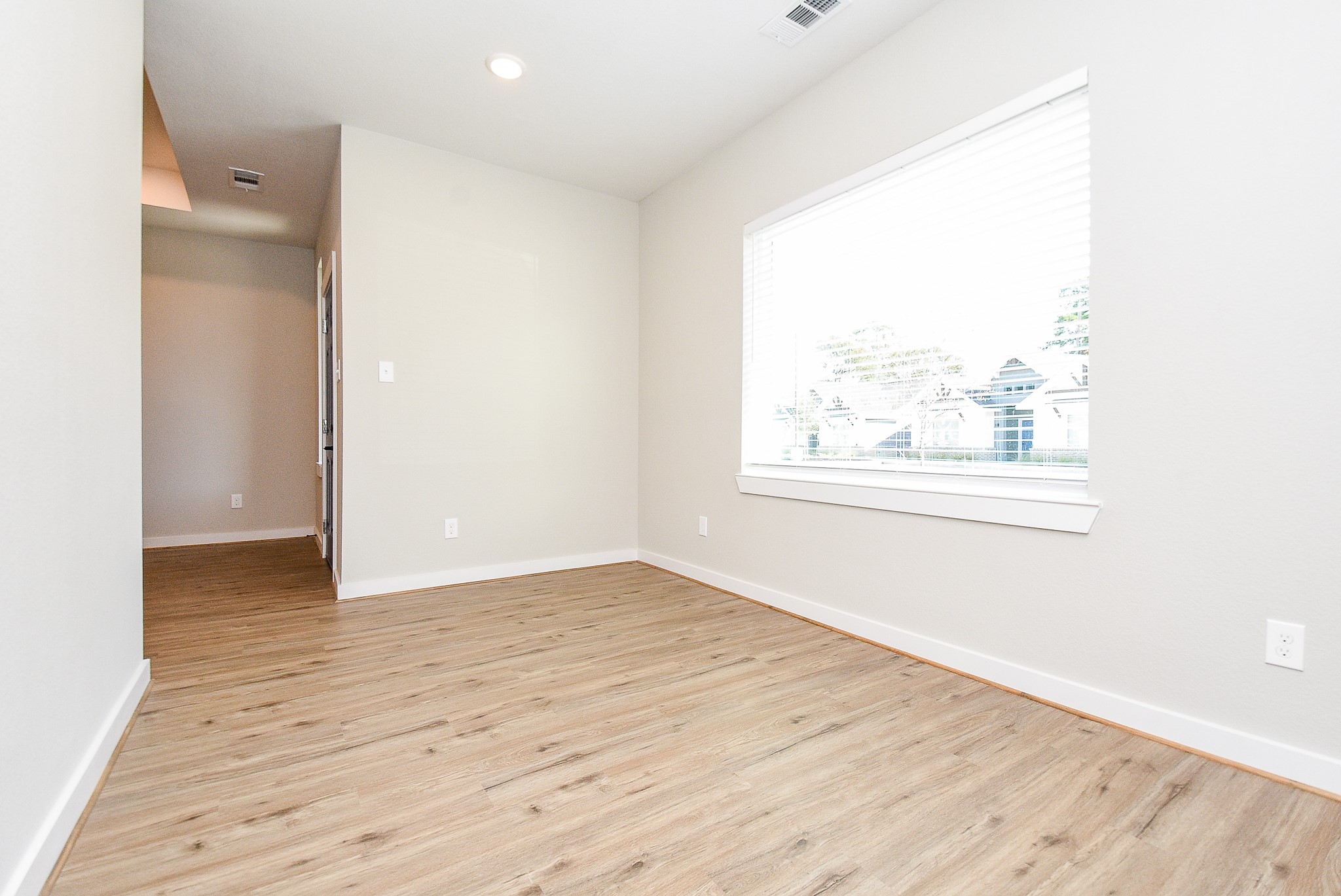 10317 Lake Road 10c Property Photo 6