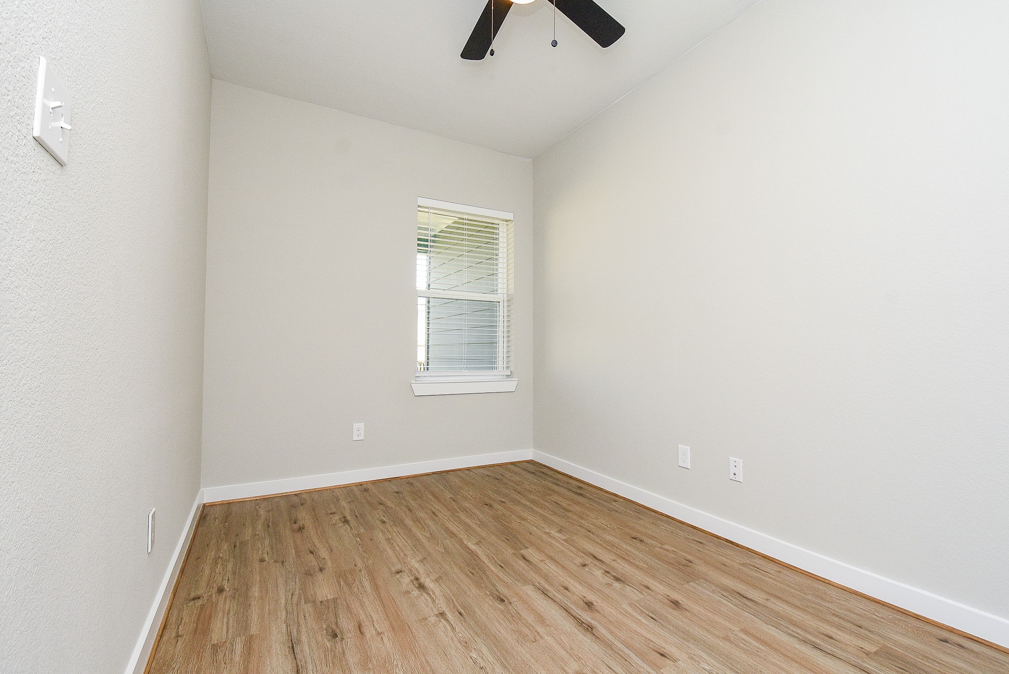 10317 Lake Road 10c Property Photo 13