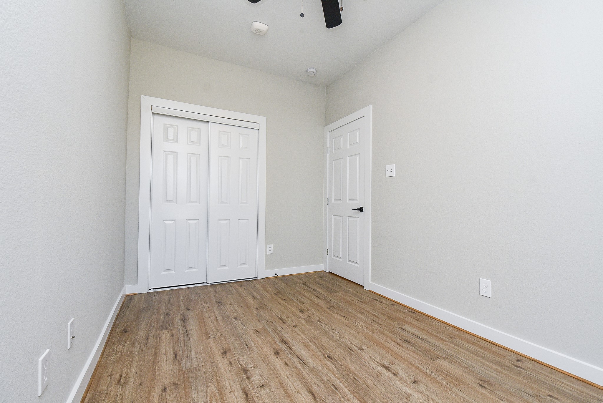 10317 Lake Road 10c Property Photo 14