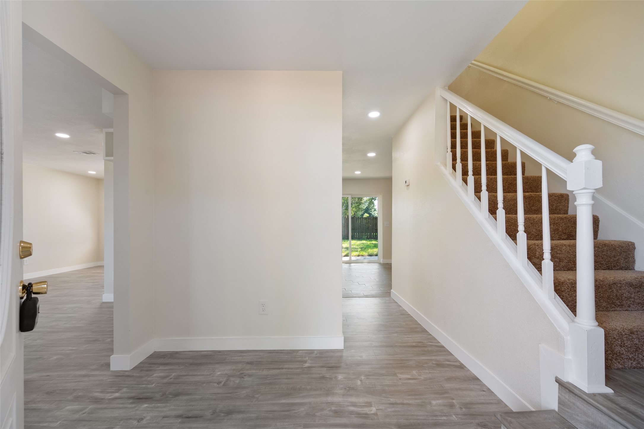 5410 Forest Trails Drive Property Photo 6