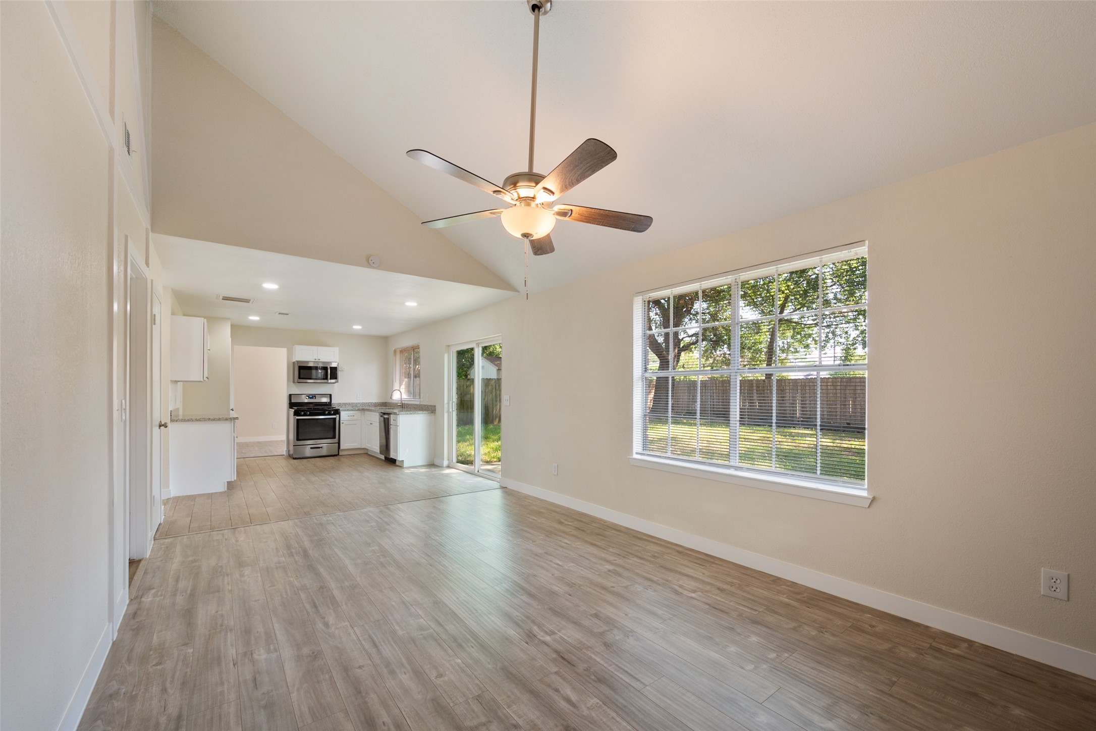 5410 Forest Trails Drive Property Photo 15