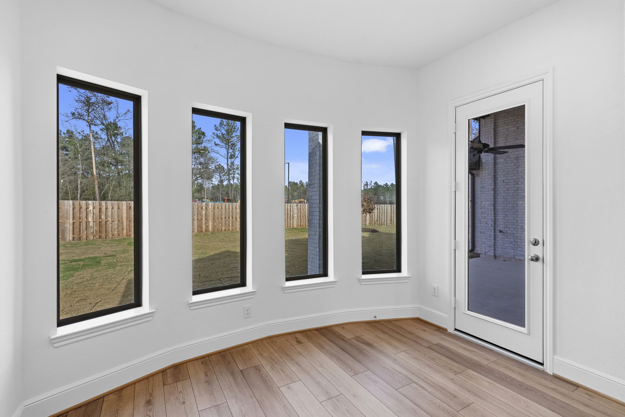 1716 Howler Way Property Photo 13