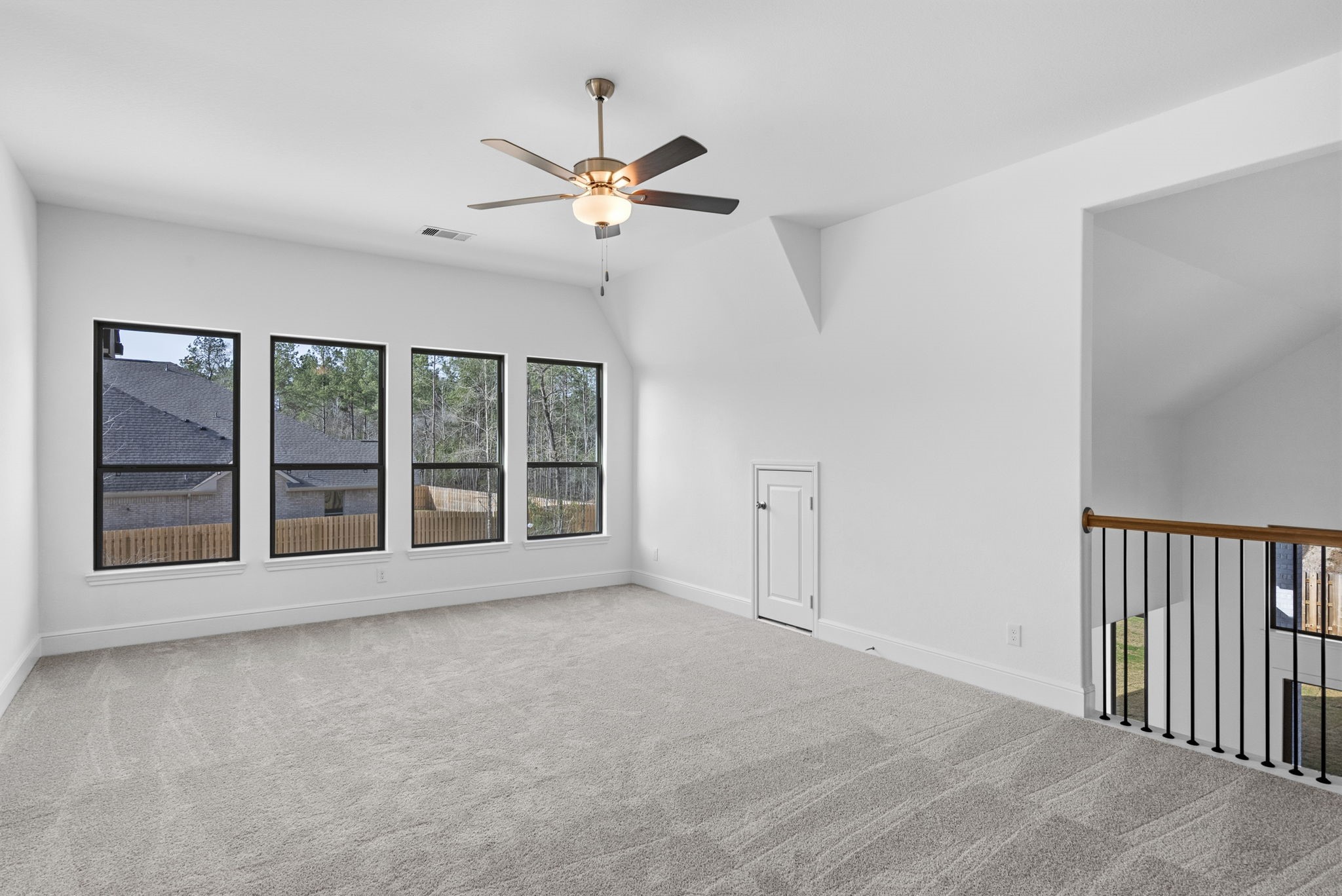 1716 Howler Way Property Photo 28