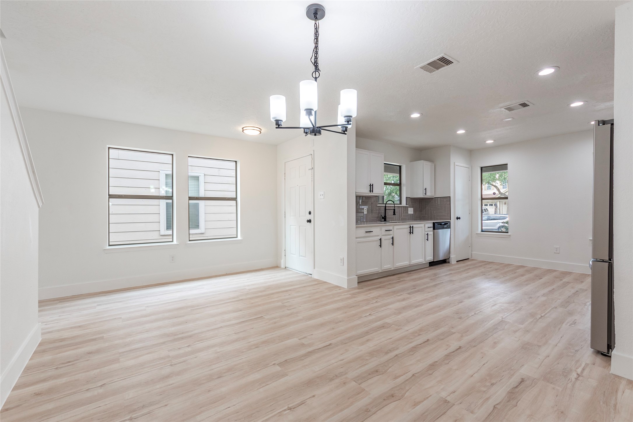 12034 Audubon Hill Court Property Photo 4
