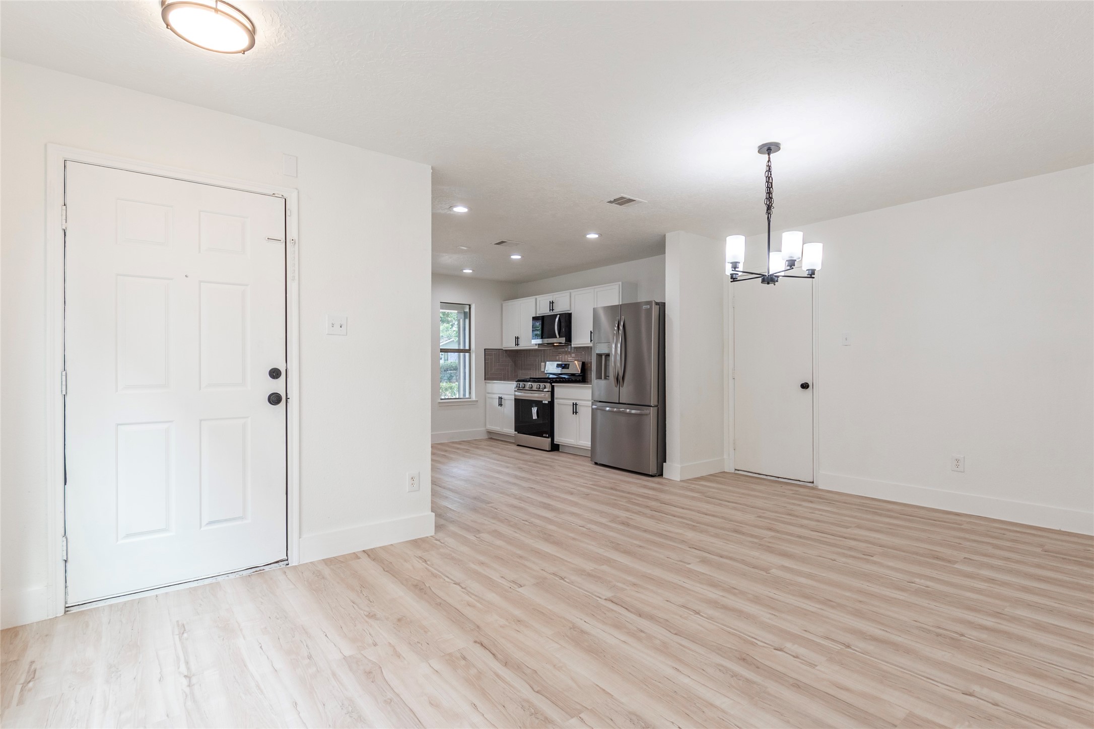 12034 Audubon Hill Court Property Photo 8