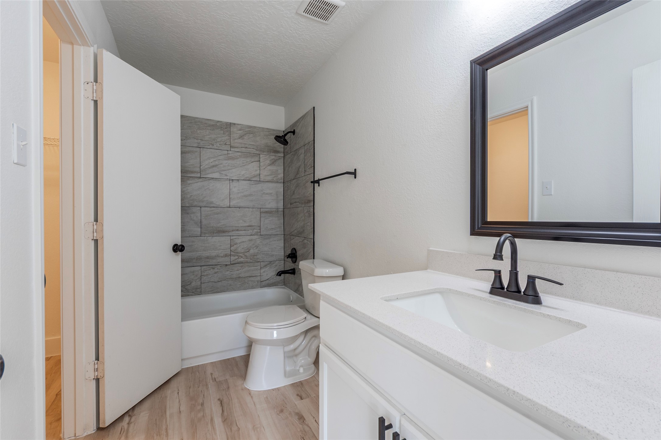 12034 Audubon Hill Court Property Photo 13