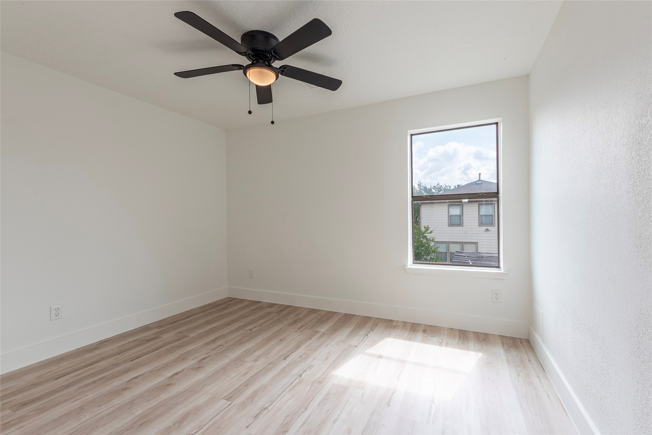 12034 Audubon Hill Court Property Photo 14