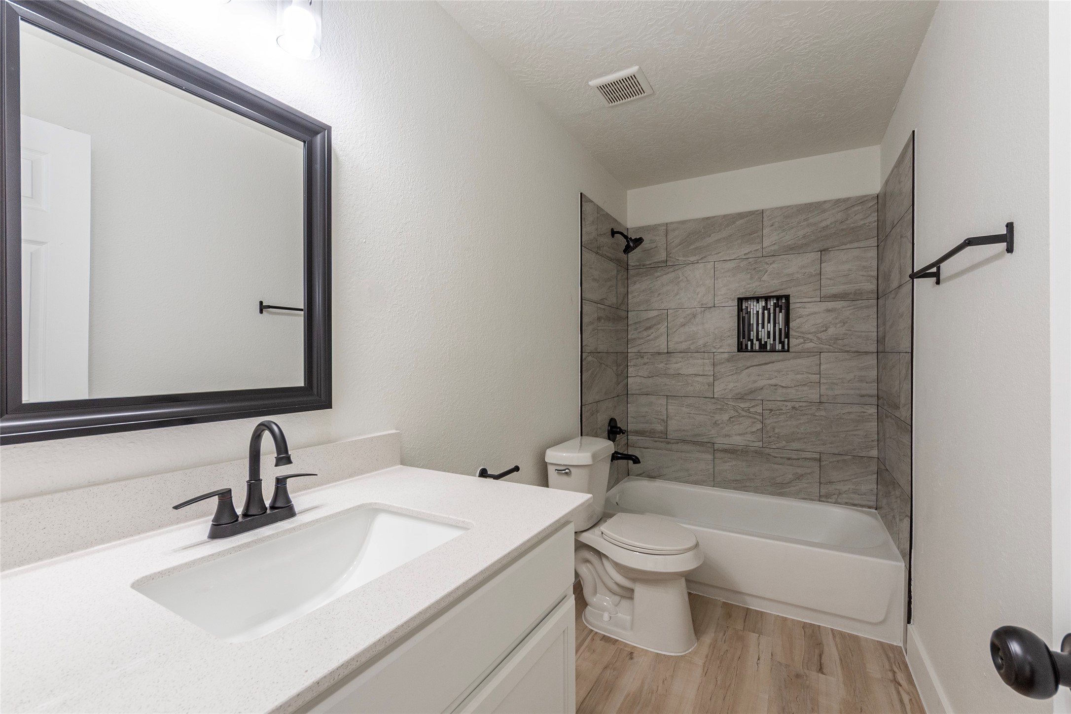 12034 Audubon Hill Court Property Photo 18