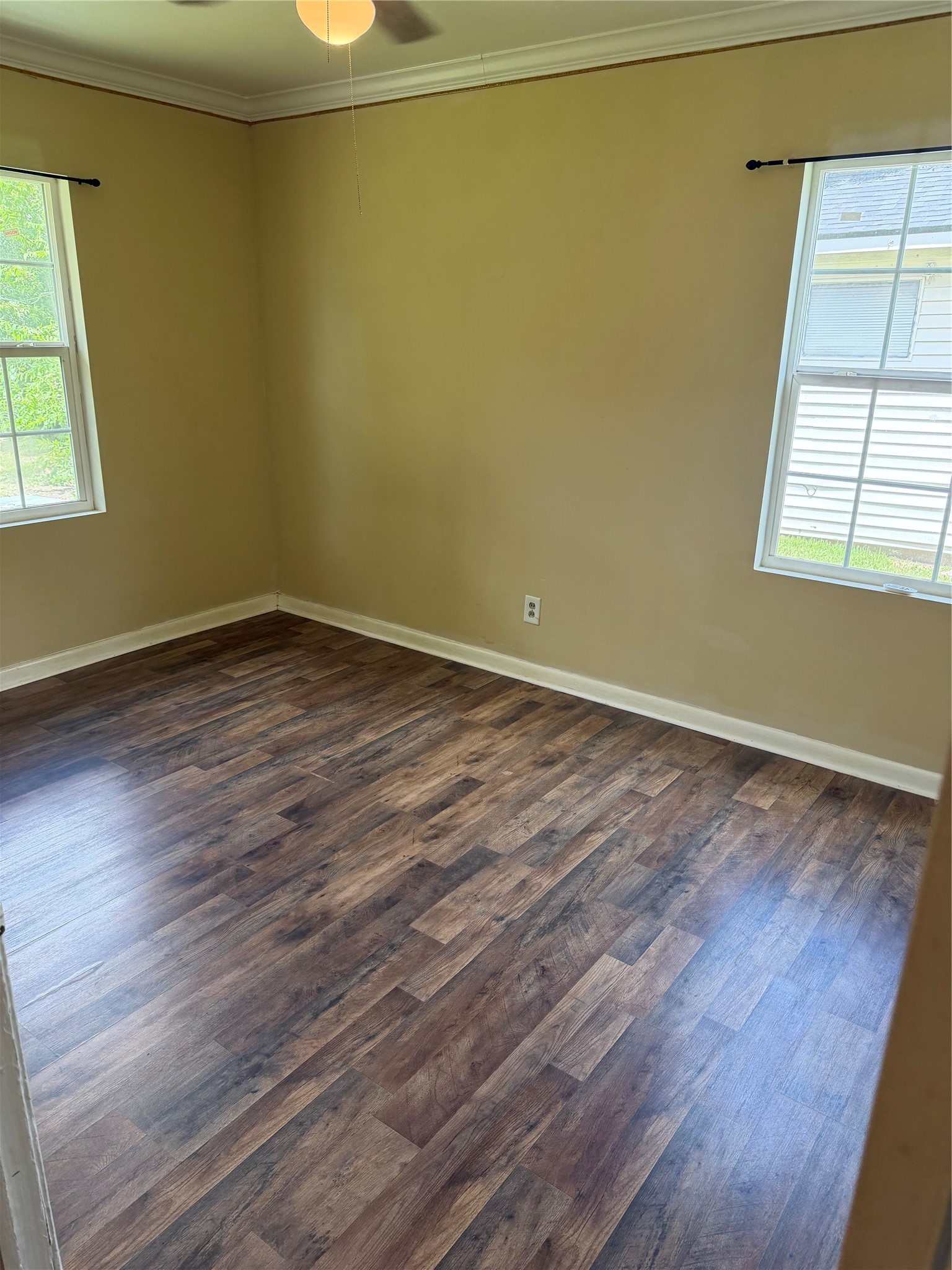 2415 Huntington Drive Property Photo 4